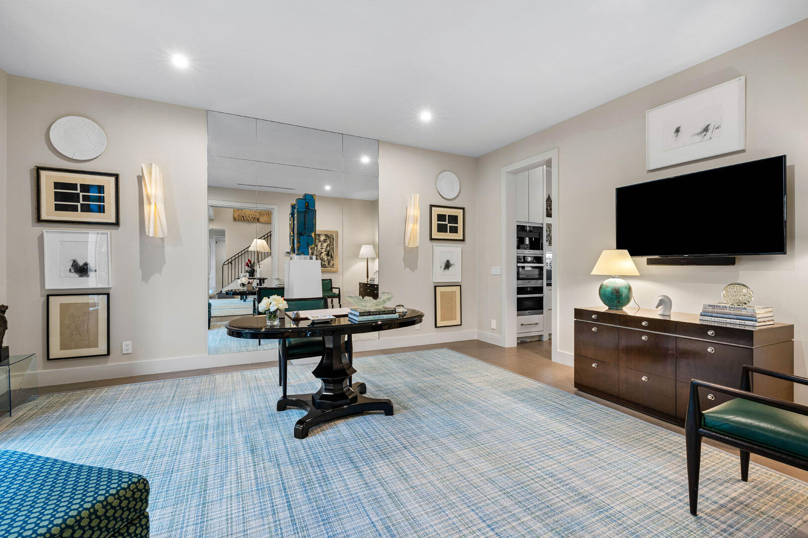 ROYAL PALM YACHT & COUNTRY CLUB - Residential