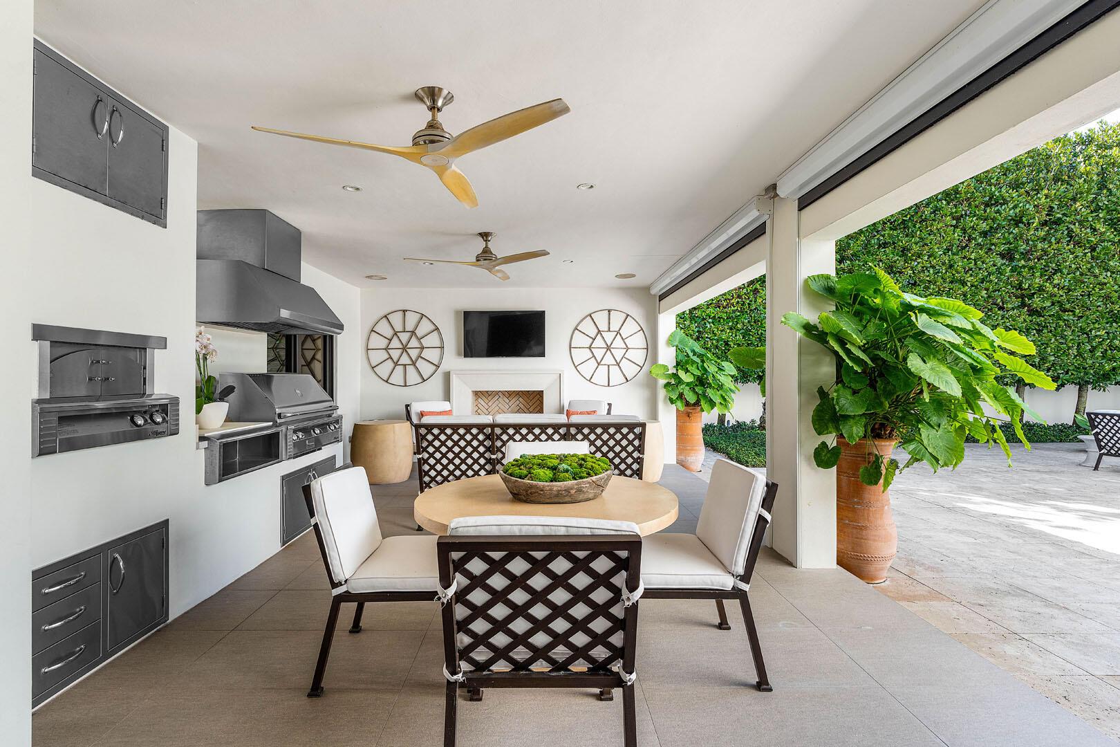 ROYAL PALM YACHT & COUNTR - Residential