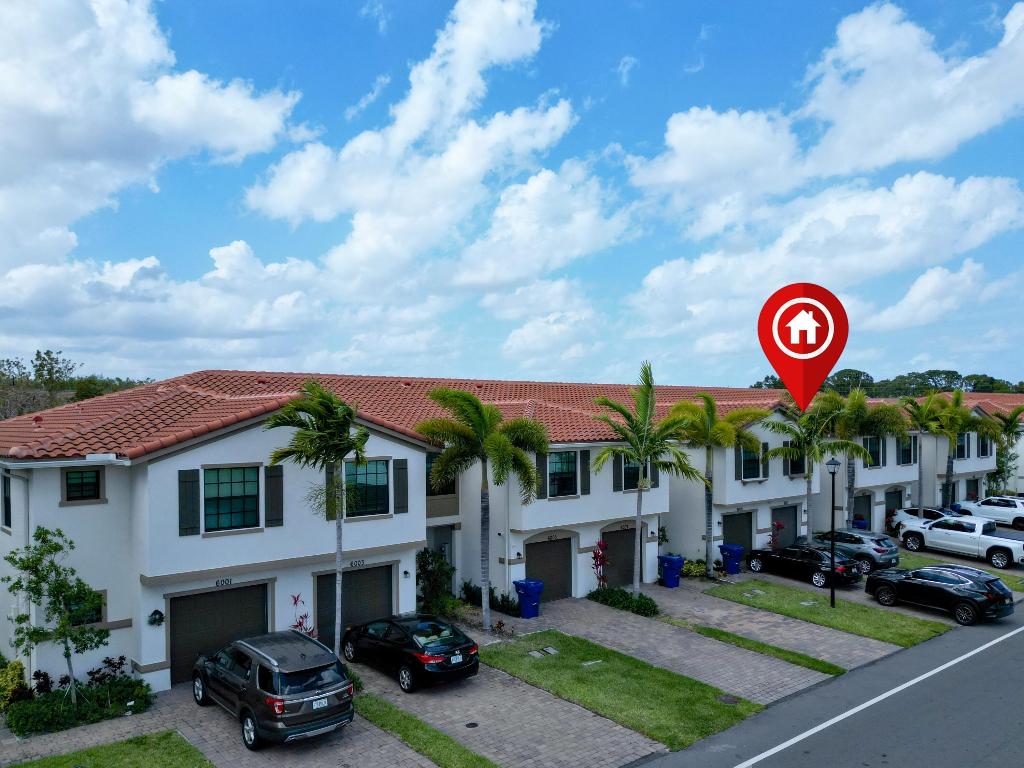 6011 Woods Edge Circle