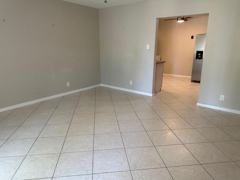 Photo of 2300 NE 5th Avenue #2, Boca Raton, FL 33431 (MLS # R11114697)
