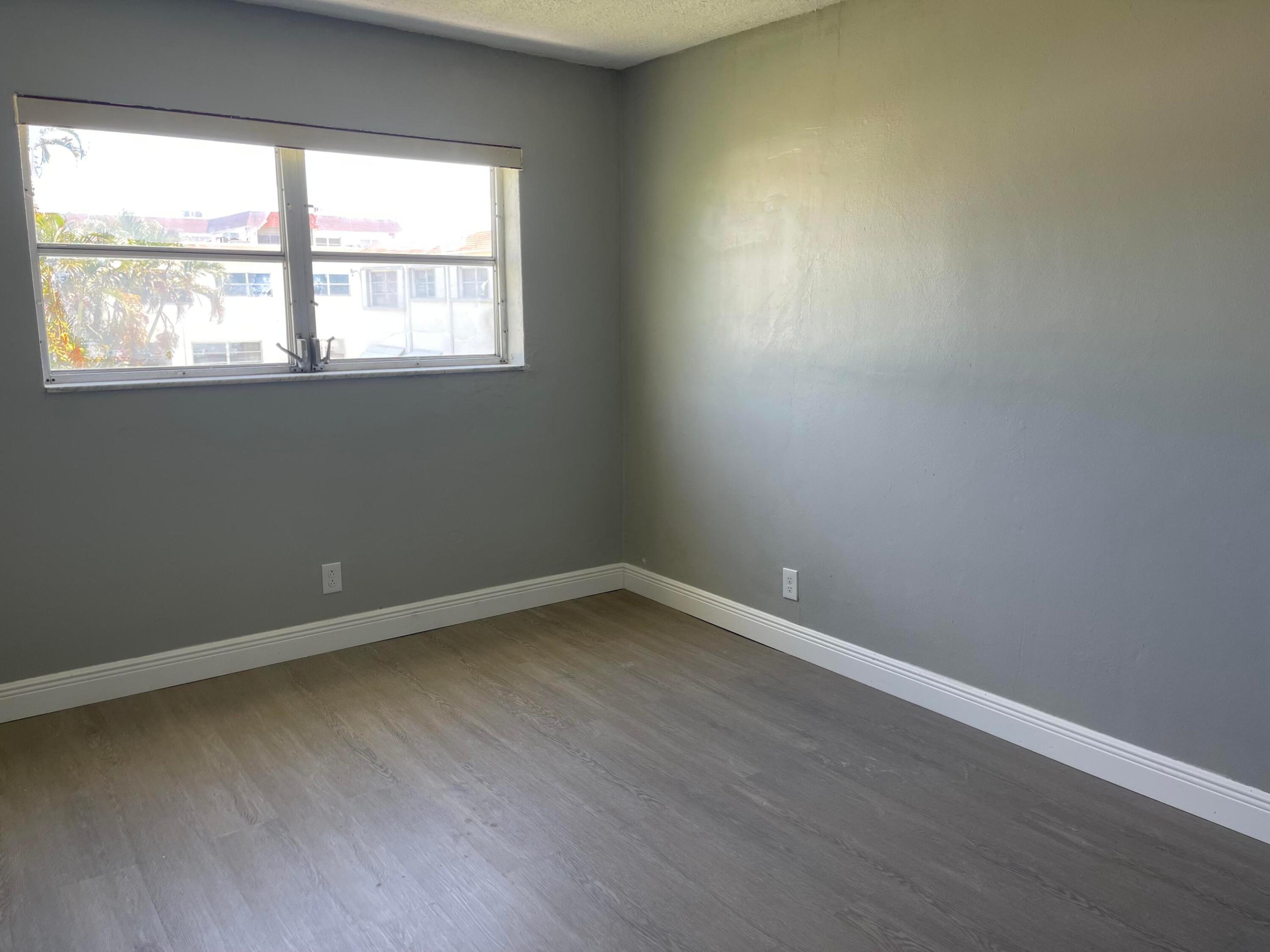 PARK SOUTH THREE INC CONDO - Residential Lease