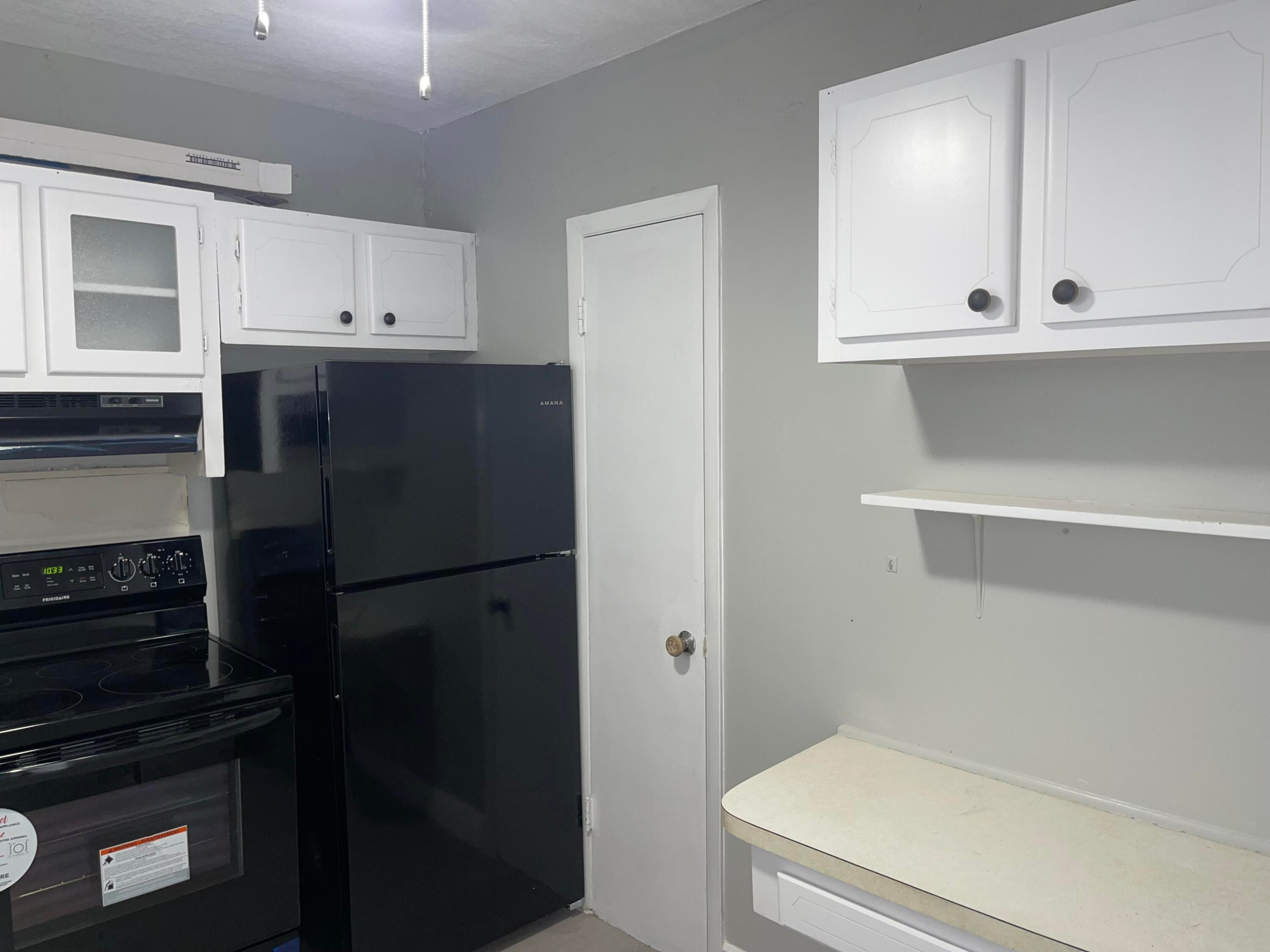 PARK SOUTH THREE INC CONDO - Residential Lease