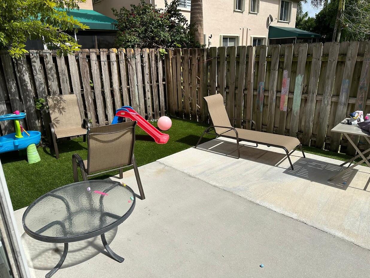 BANYAN TRAILS 154-3 - Residential Lease