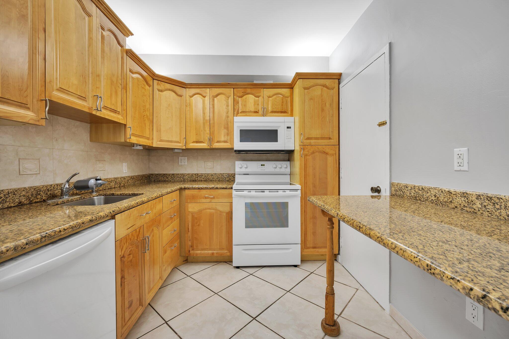 HEMISPHERES CONDO - Residential Lease