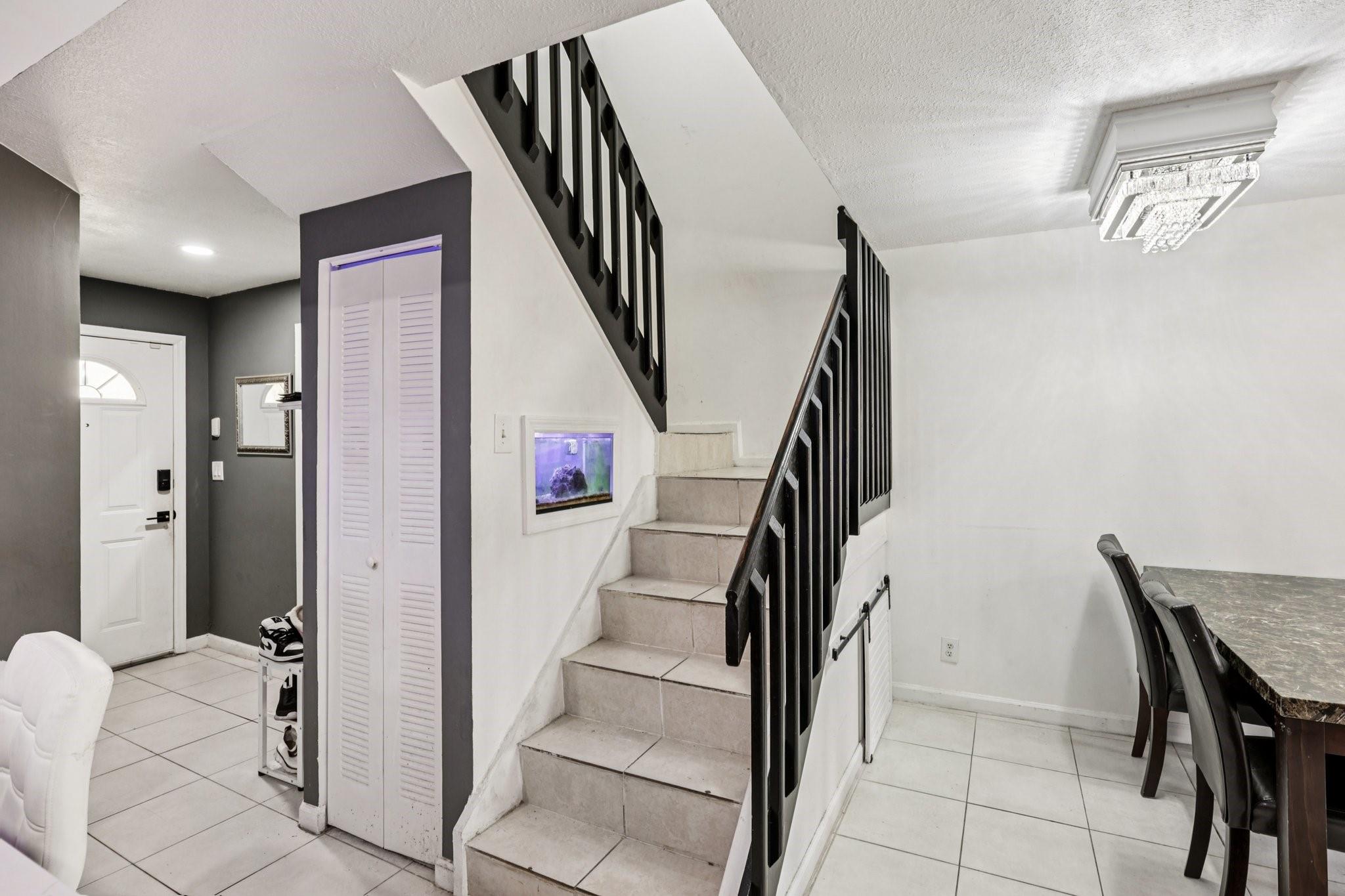 Welcome to The Courts at Woodlands, a charming townhouse community in Tamarac. This spacious 2-story townhome offers 1,373 sq. ft. of living space with 3 bedrooms and 2.5 bathrooms. Featuring an attached 1-car garage, private wood deck/patio, and community pool access, this home blends comfort with convenience.
Inside, you’ll find a bright open living area, a functional kitchen, and well-sized bedrooms with ample closet space. The home also has a garage and driveway parking, giving you plenty of room for vehicles.
Located just minutes from shopping, dining, schools, and major highways, this rental offers easy access to all that Tamarac, and the surrounding areas have to offer.