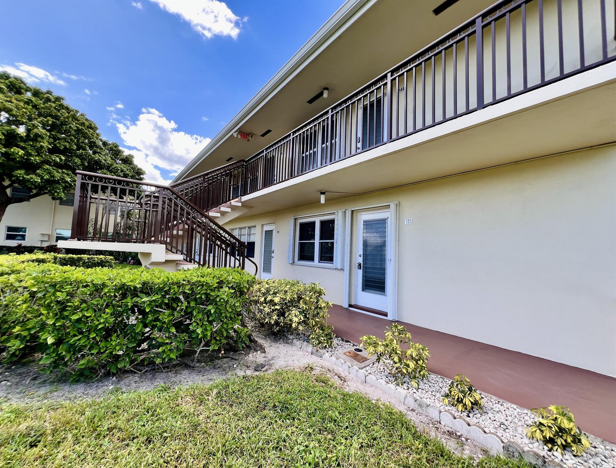 CENTURY VILLAGE - ANDOVER - Residential
