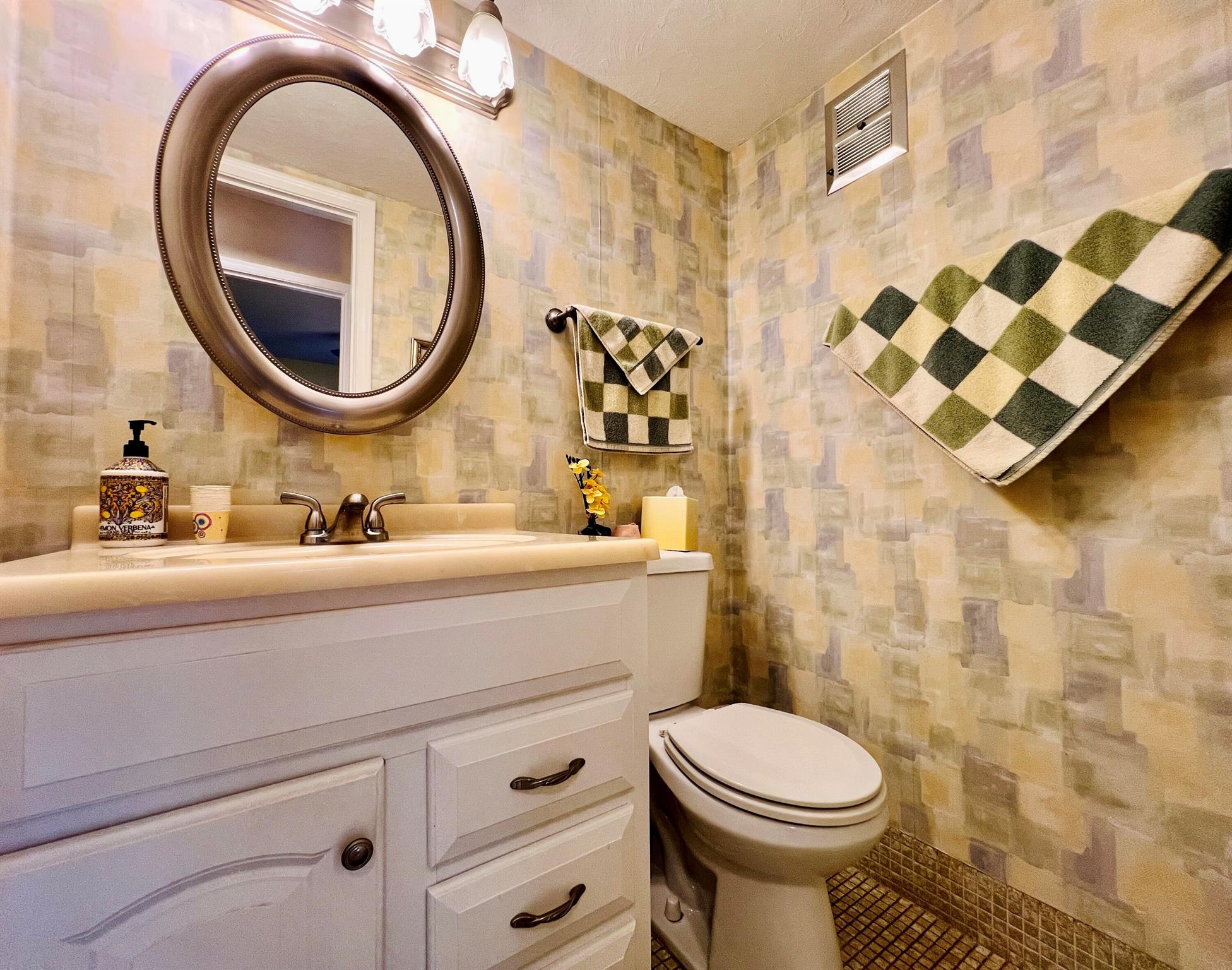 CENTURY VILLAGE - ANDOVER - Residential