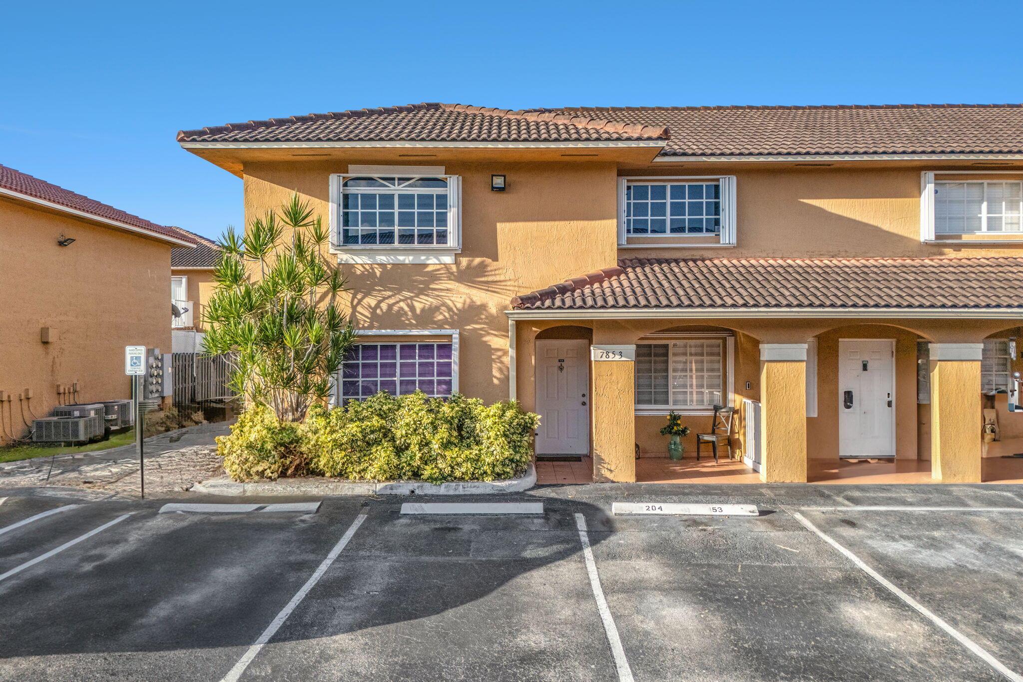 7853 W 36th Avenue 104, Hialeah, FL, 33018/$370,000 1 7853 W 36th Avenue 104