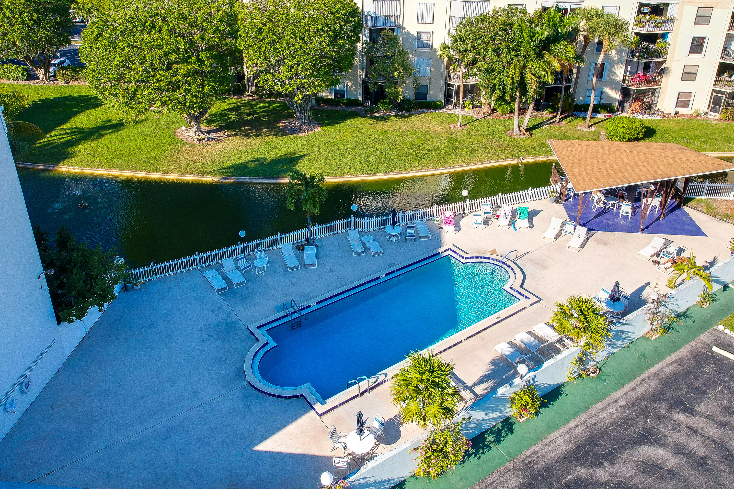 HIDDEN HARBOUR OF THE PALM BEACHES CONDO - Residential