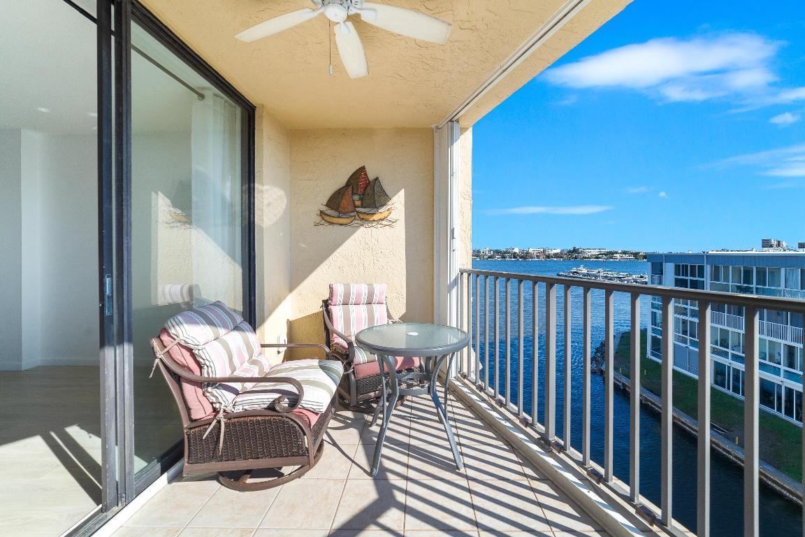 HIDDEN HARBOUR OF THE PALM BEACHES CONDO - Residential
