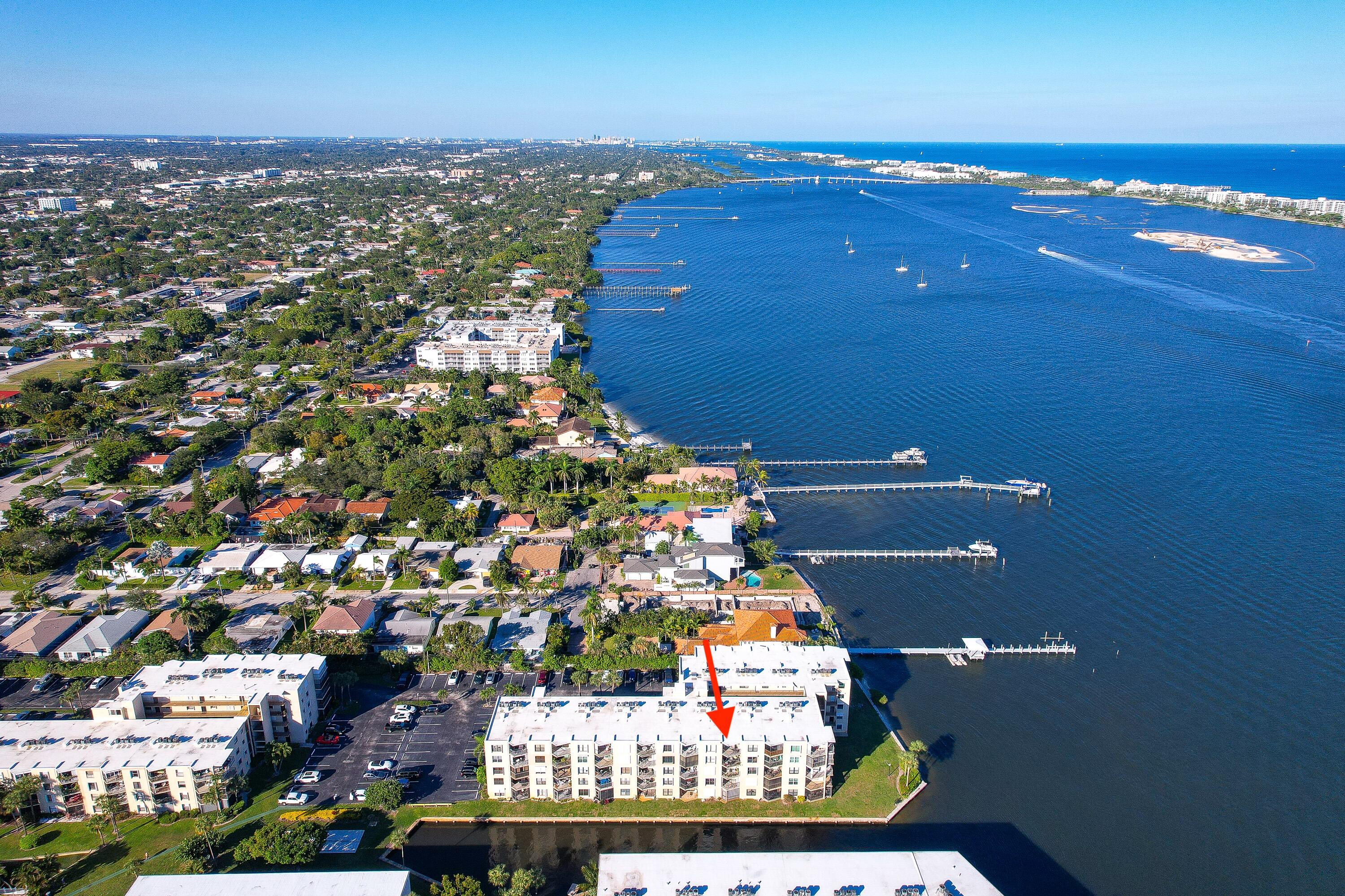 HIDDEN HARBOUR OF THE PALM BEACHES CONDO - Residential