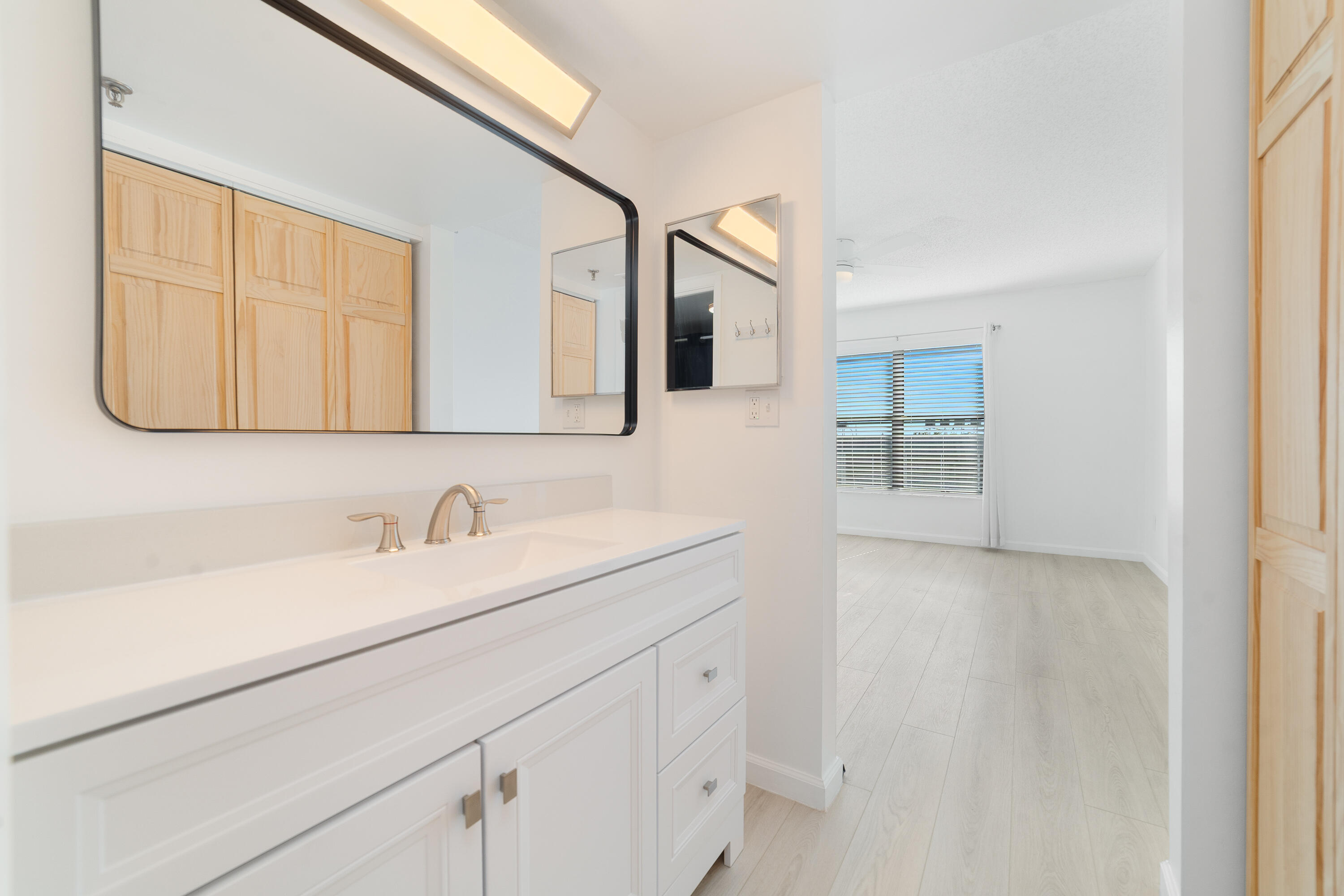 HIDDEN HARBOUR OF THE PALM BEACHES CONDO - Residential