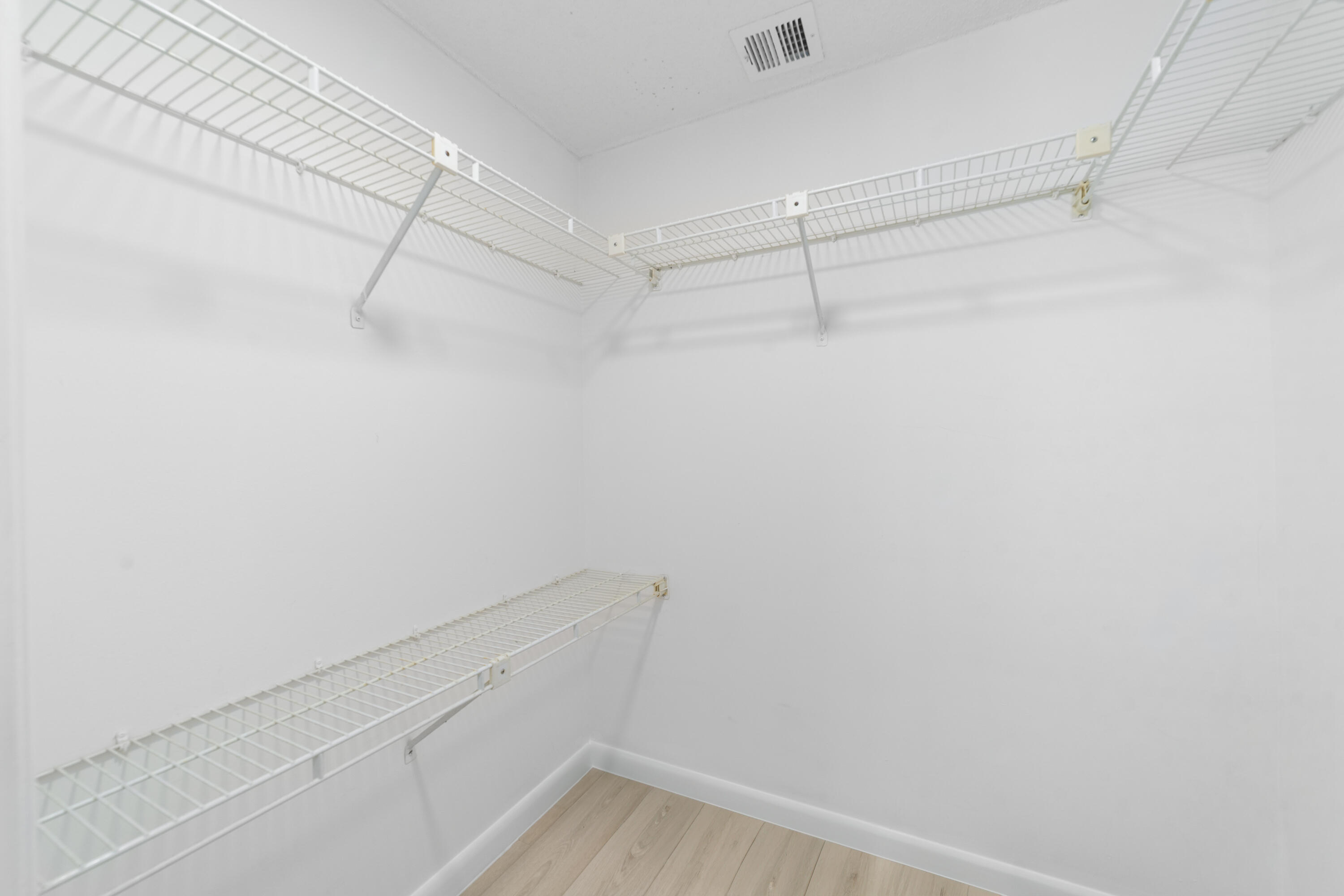 HIDDEN HARBOUR OF THE PALM BEACHES CONDO - Residential