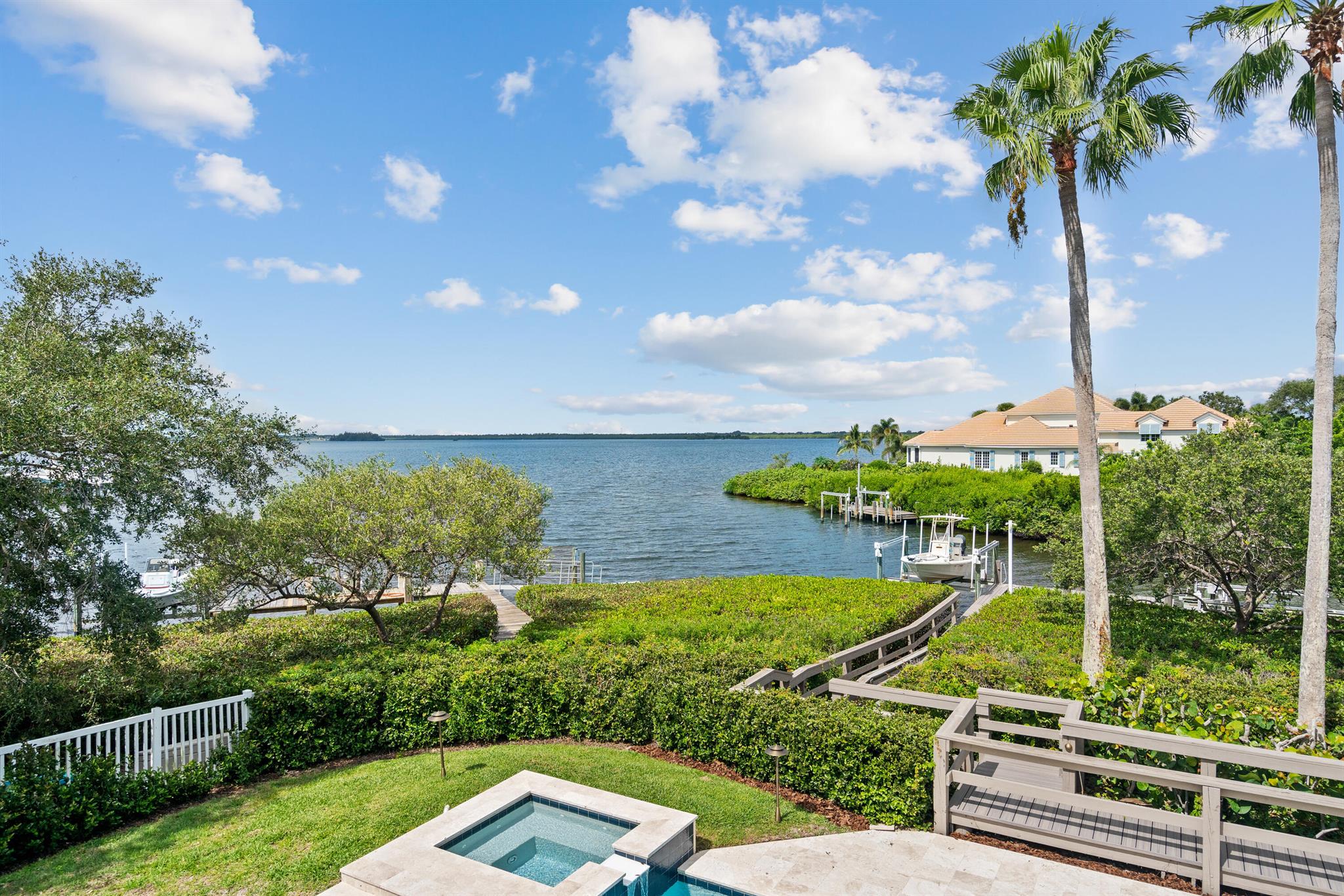 SEAGROVE WEST - Residential