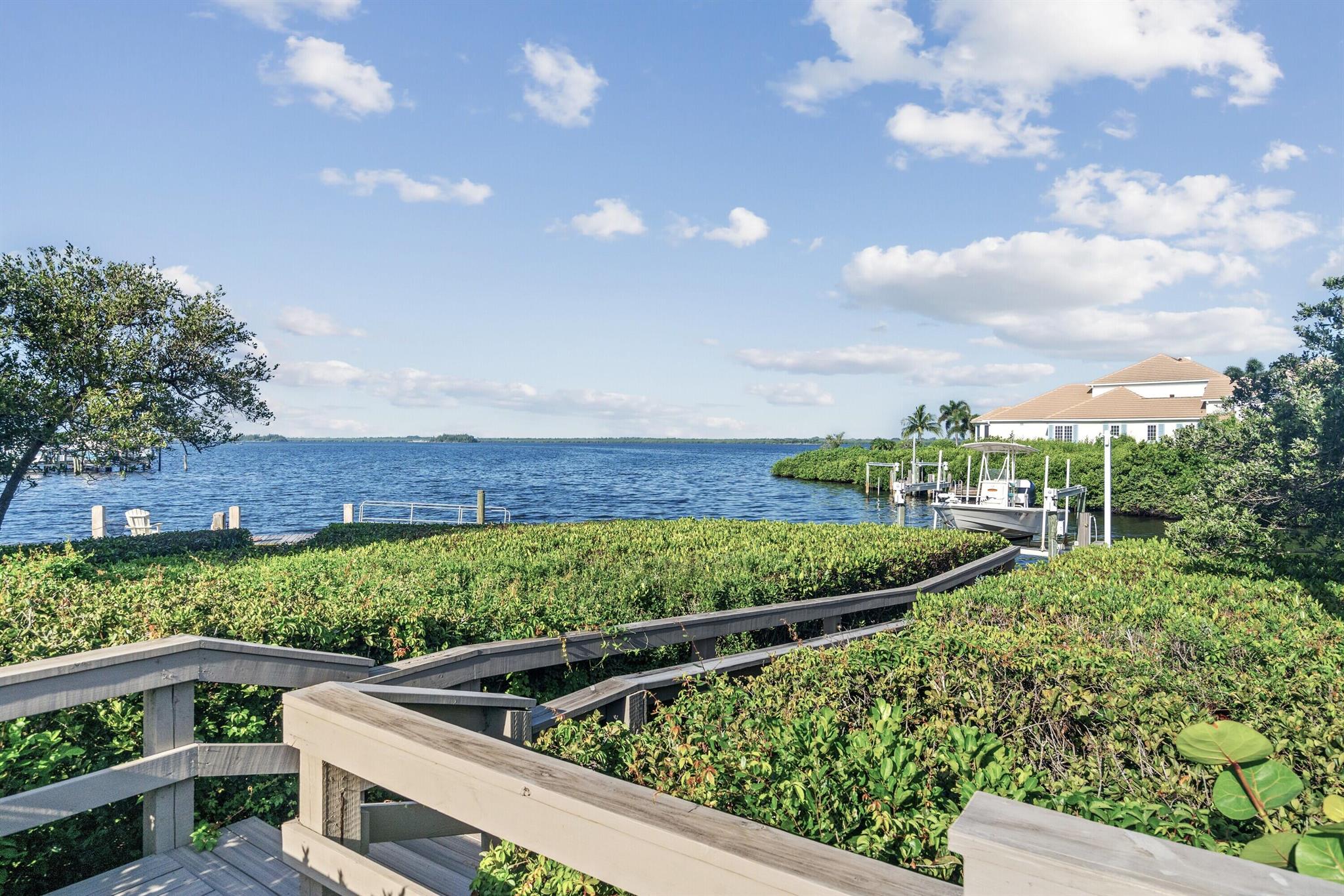 SEAGROVE WEST - Residential