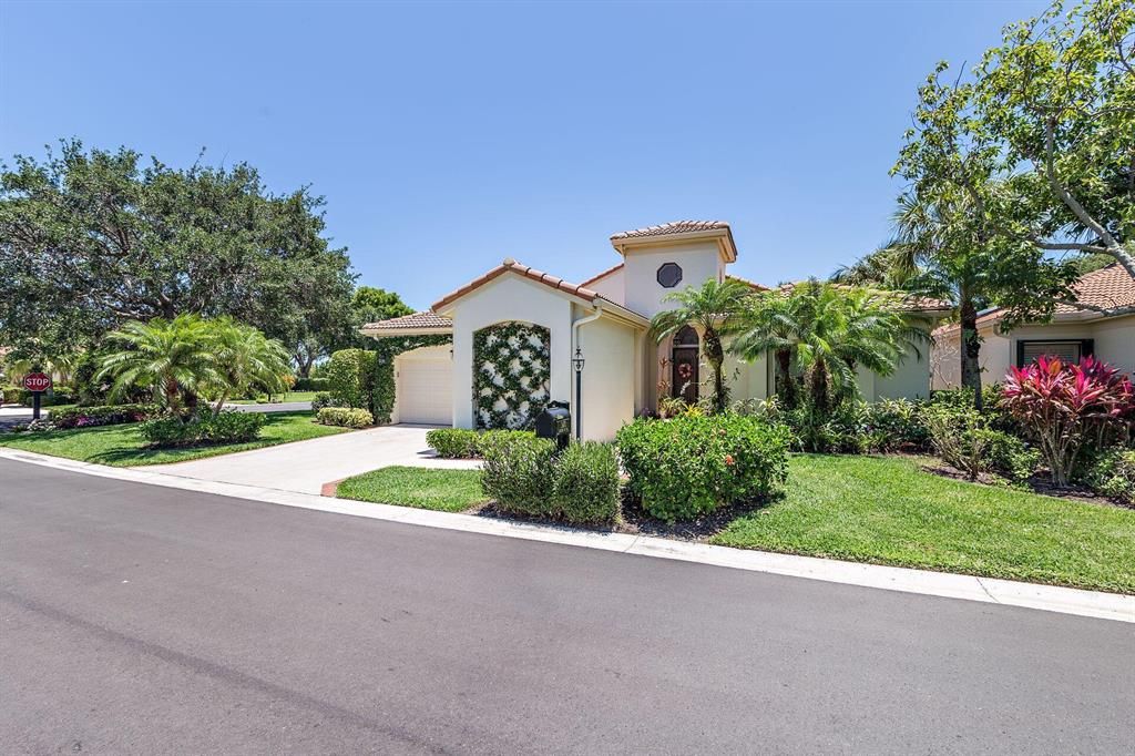 Photo of 3470 Lantern Bay Drive, Jupiter, FL 33477 (MLS # R10724447)