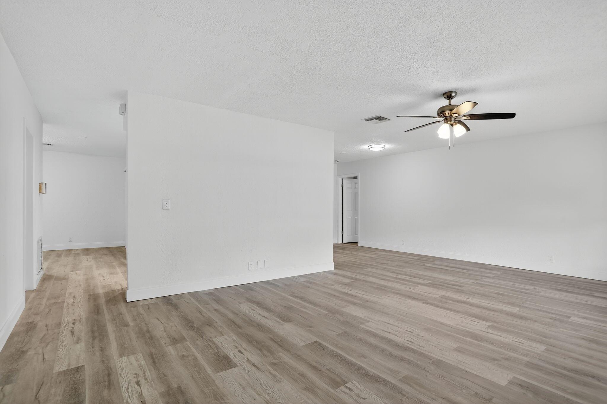 7003 NW 92nd Avenue