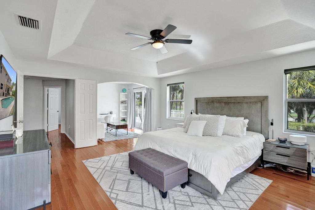 SAPPHIRE POINTE - DIAMOND LAKE - Residential