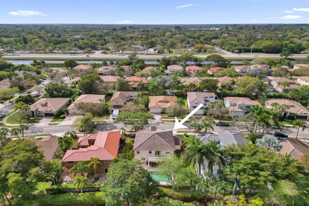 SAPPHIRE POINTE - DIAMOND LAKE - Residential