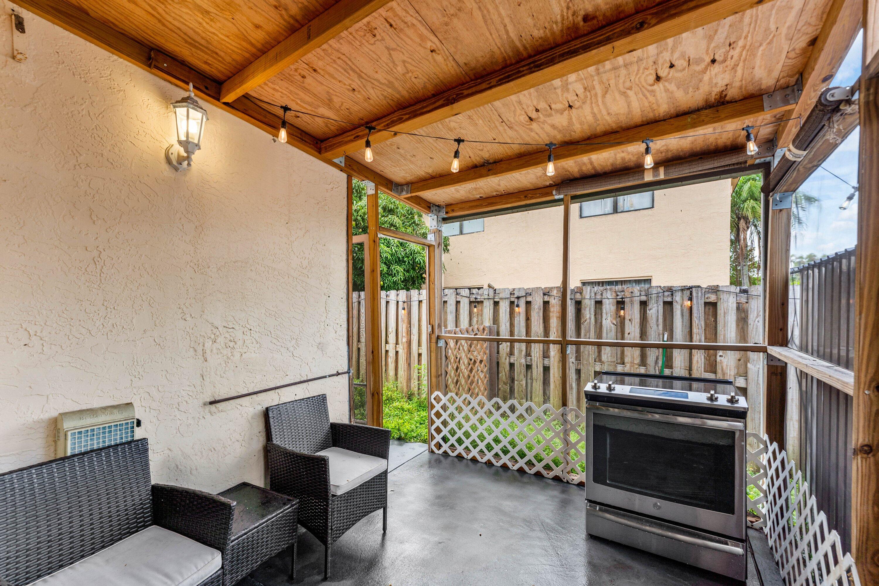 SUNRISE GOLF VILLAGE NORTH - Residential