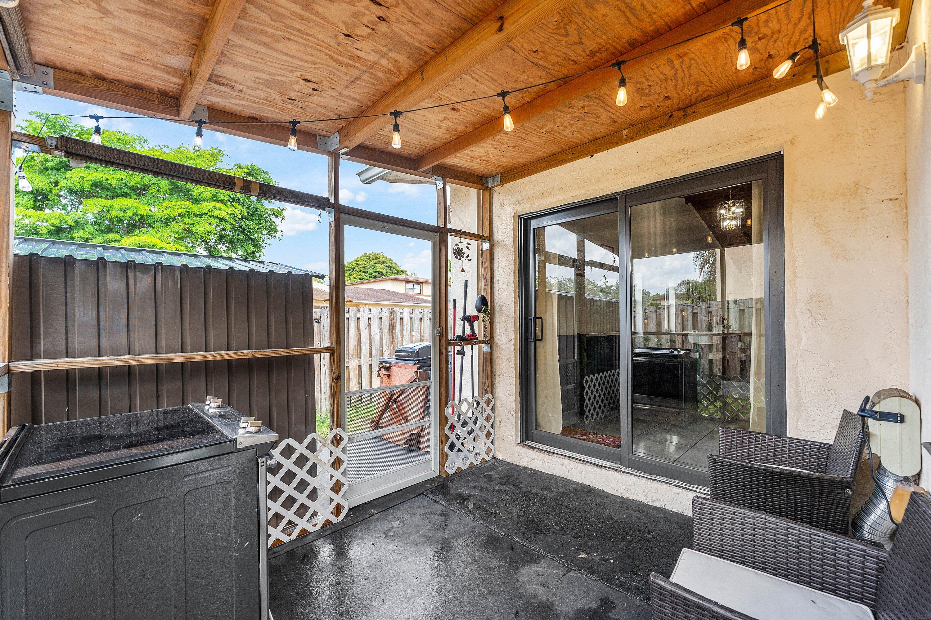 SUNRISE GOLF VILLAGE NORTH - Residential