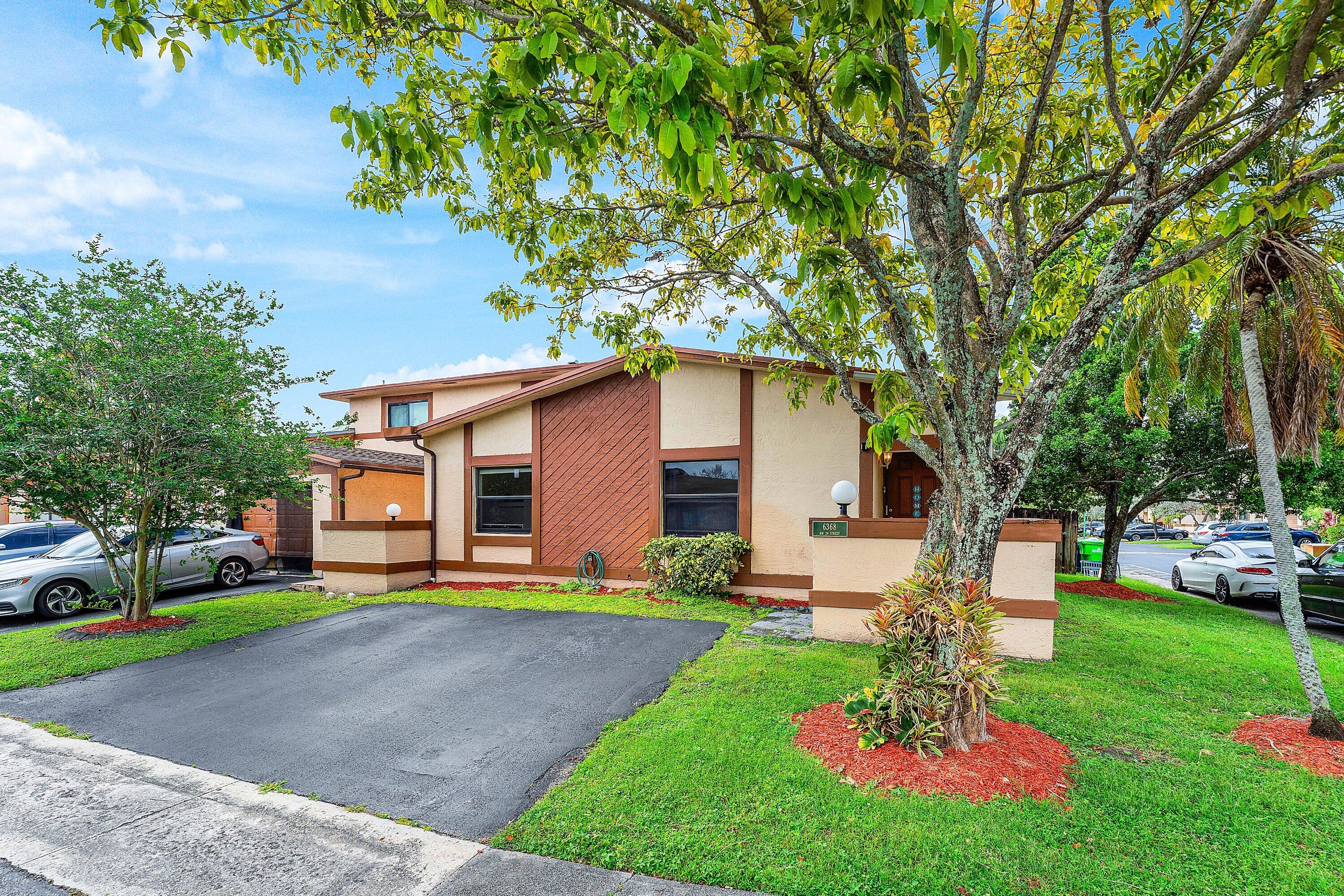 SUNRISE GOLF VILLAGE NORTH - Residential