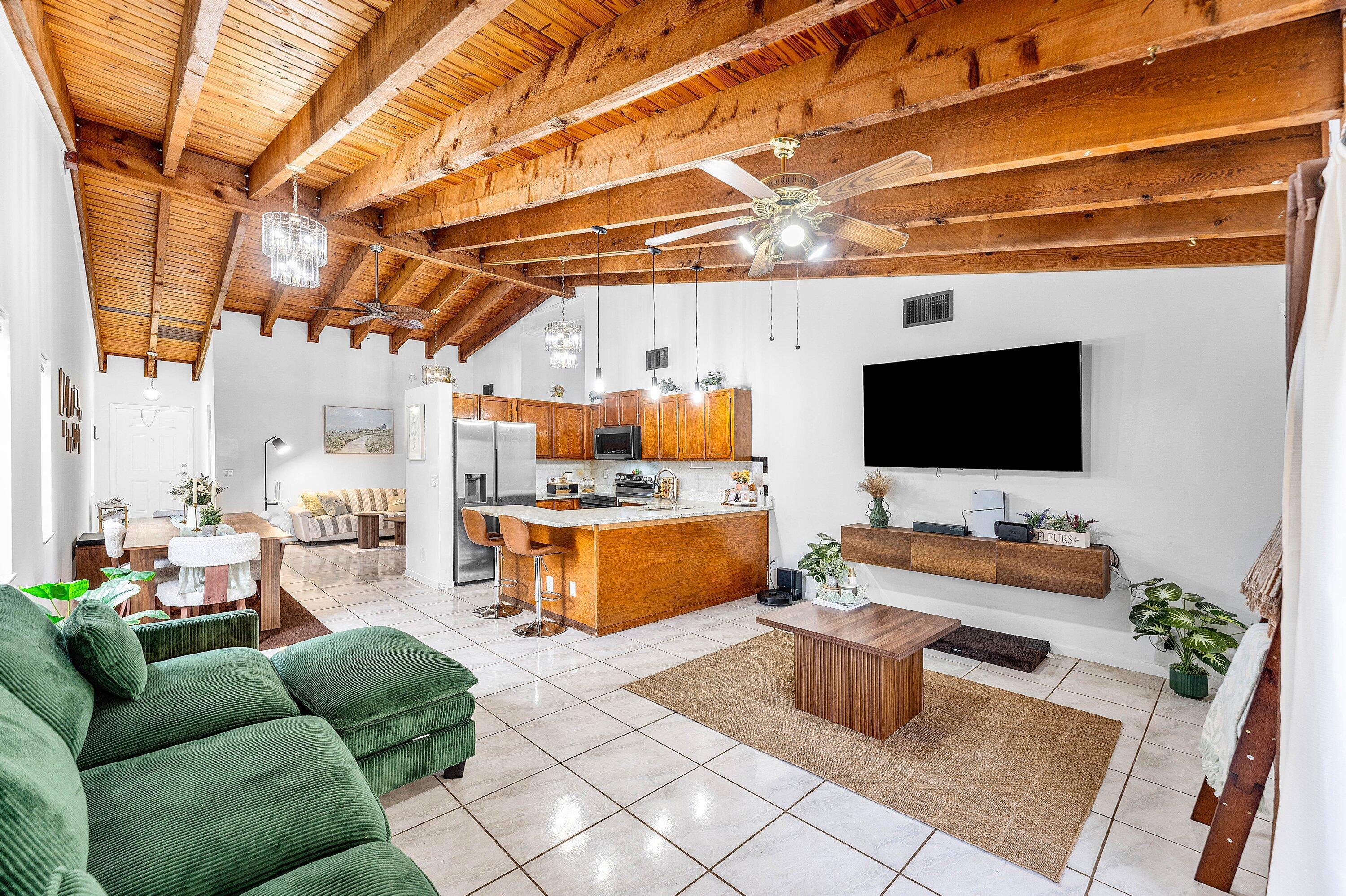 SUNRISE GOLF VILLAGE NORTH - Residential