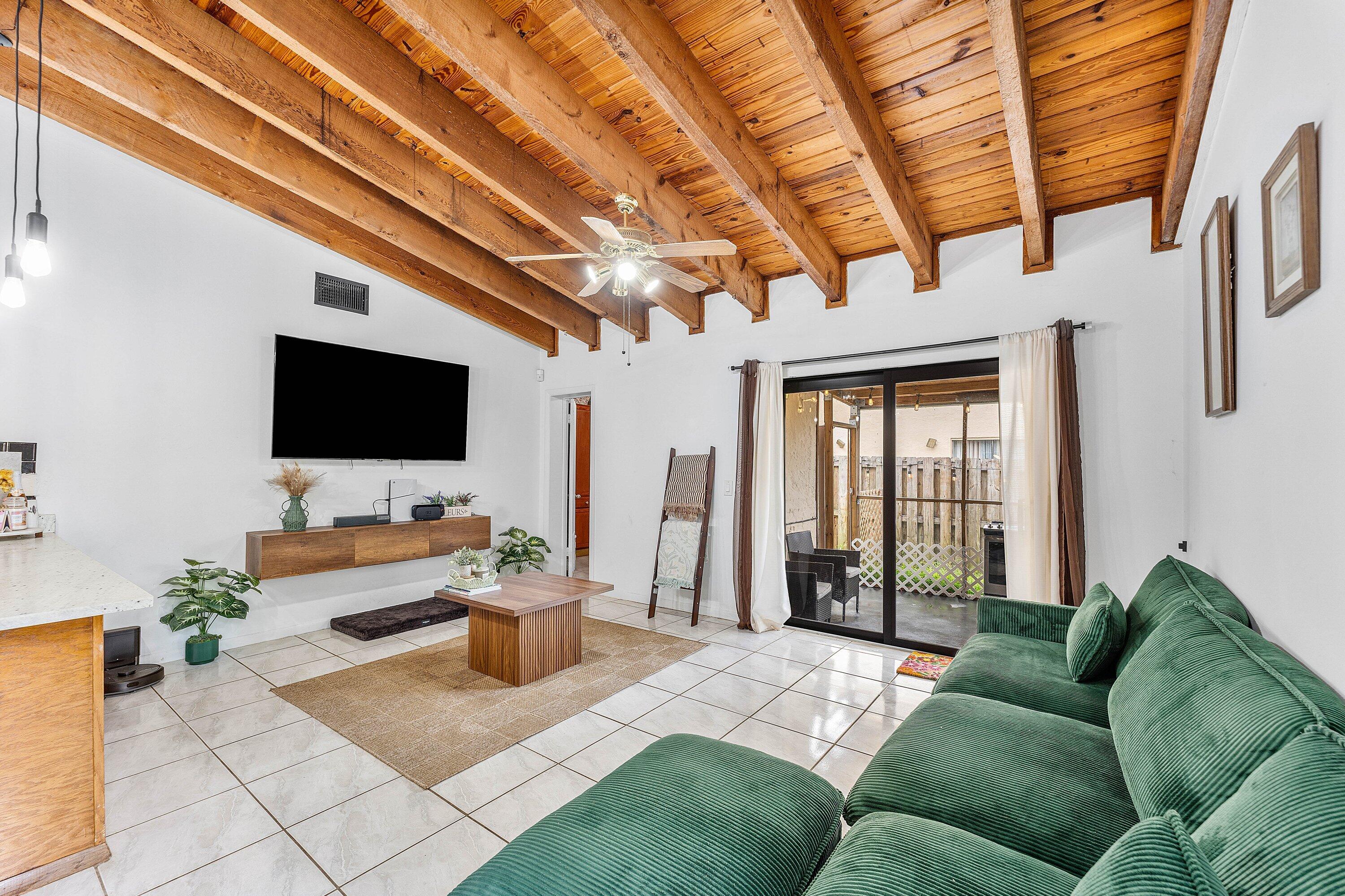 SUNRISE GOLF VILLAGE NORTH - Residential