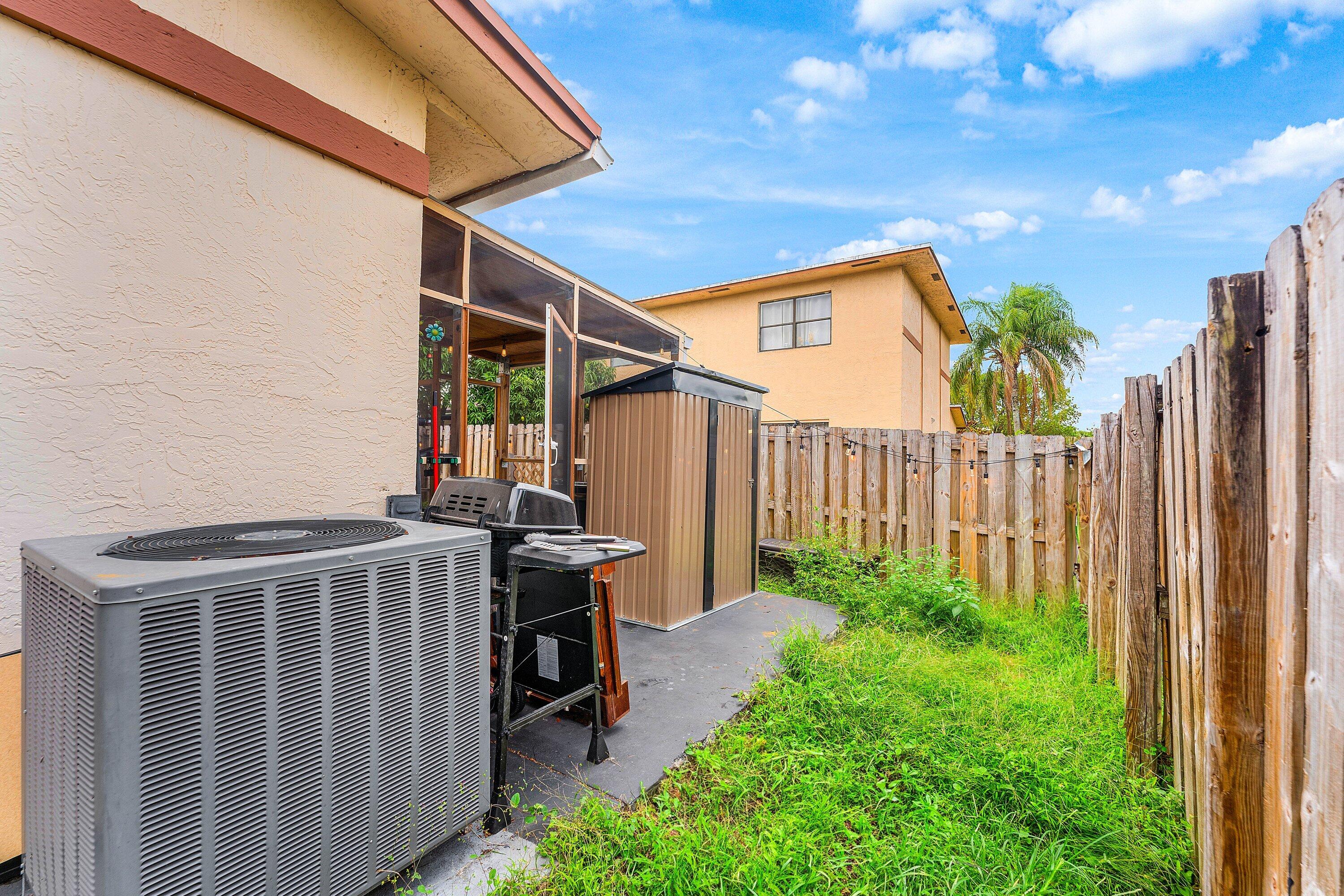 SUNRISE GOLF VILLAGE NORTH - Residential