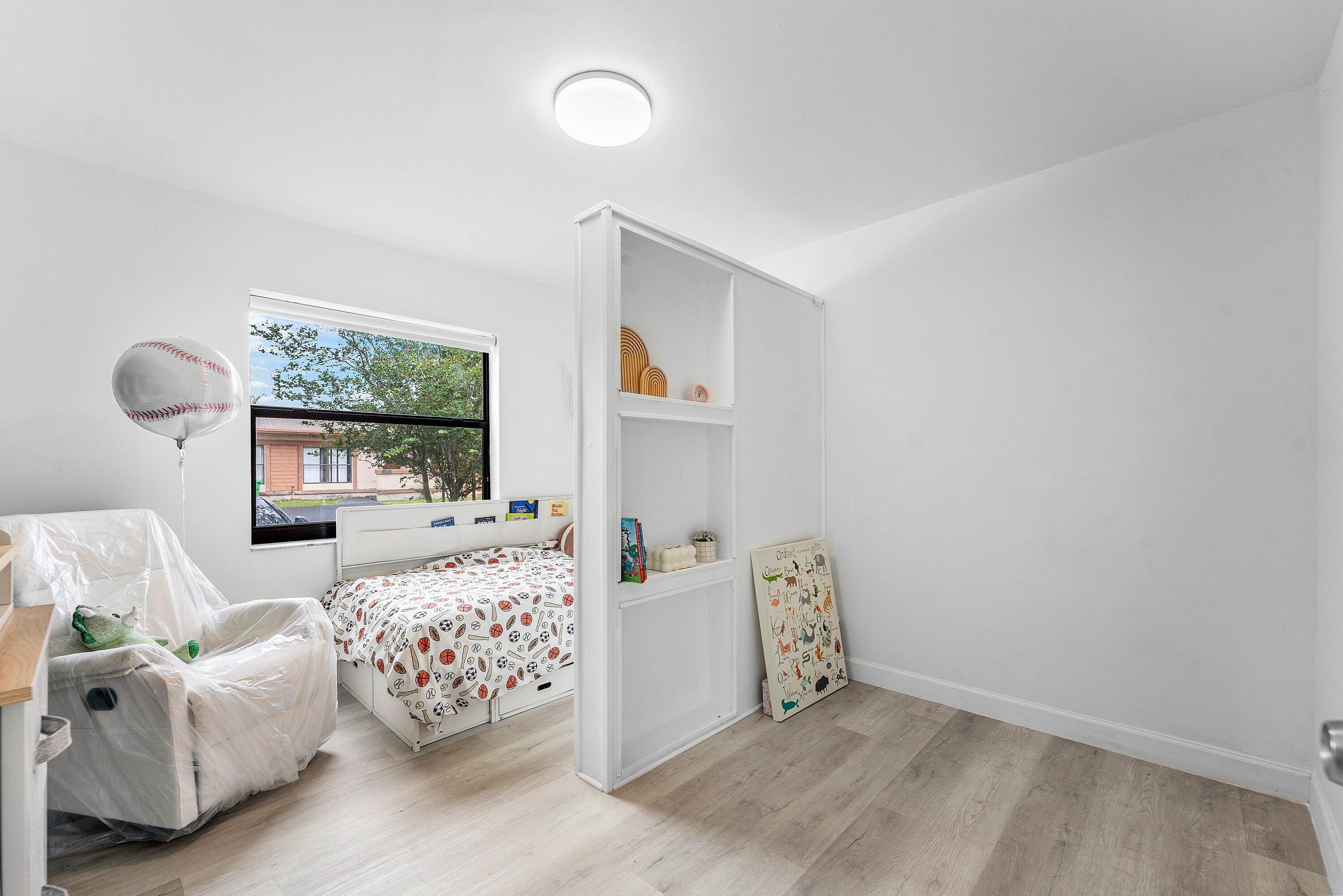 SUNRISE GOLF VILLAGE NORTH - Residential