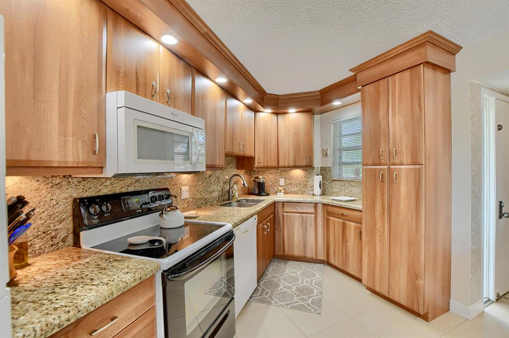 CAMINO REAL VILLAGE CONDO - Residential