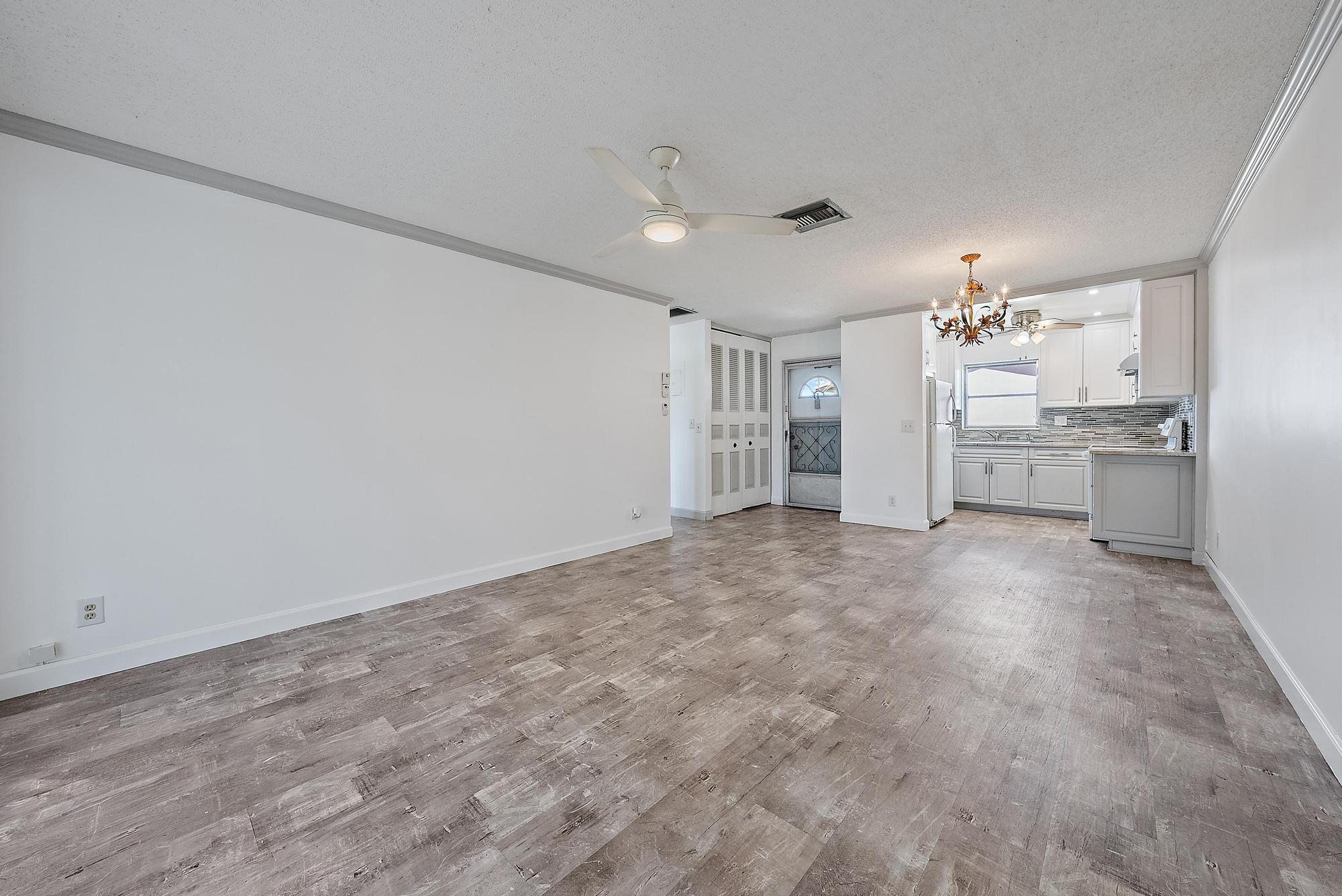 2739 W Dudley Drive W D