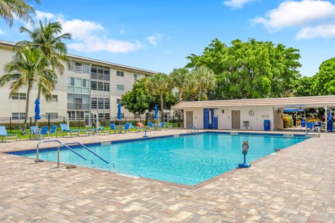 Tiny photo for 4402 MARTINIQUE Court #D2, Coconut Creek, FL 33066 (MLS # B26085129)