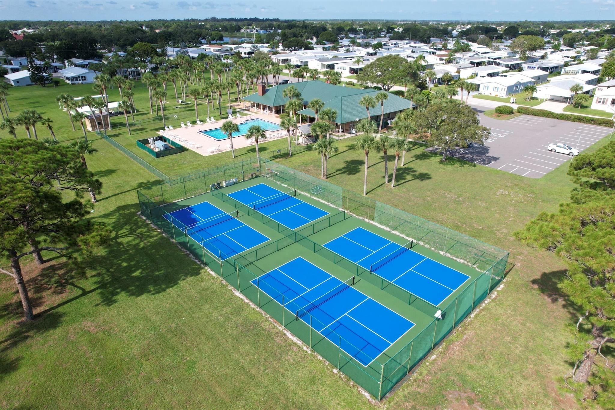 SNUG HARBOR LAKES CONDO - Residential