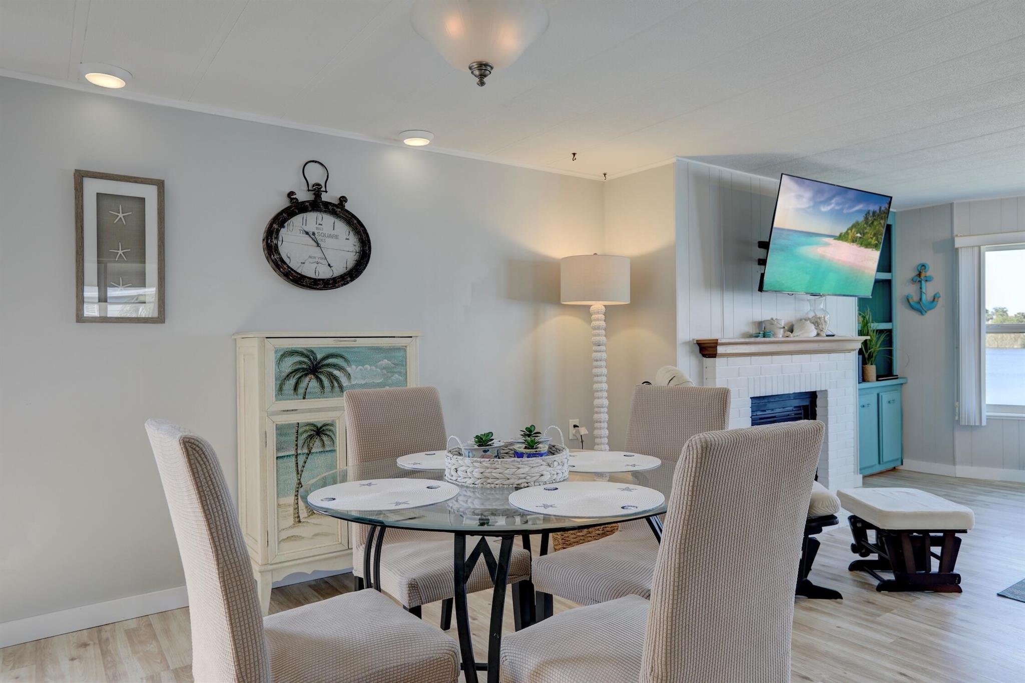 SNUG HARBOR LAKES CONDO - Residential