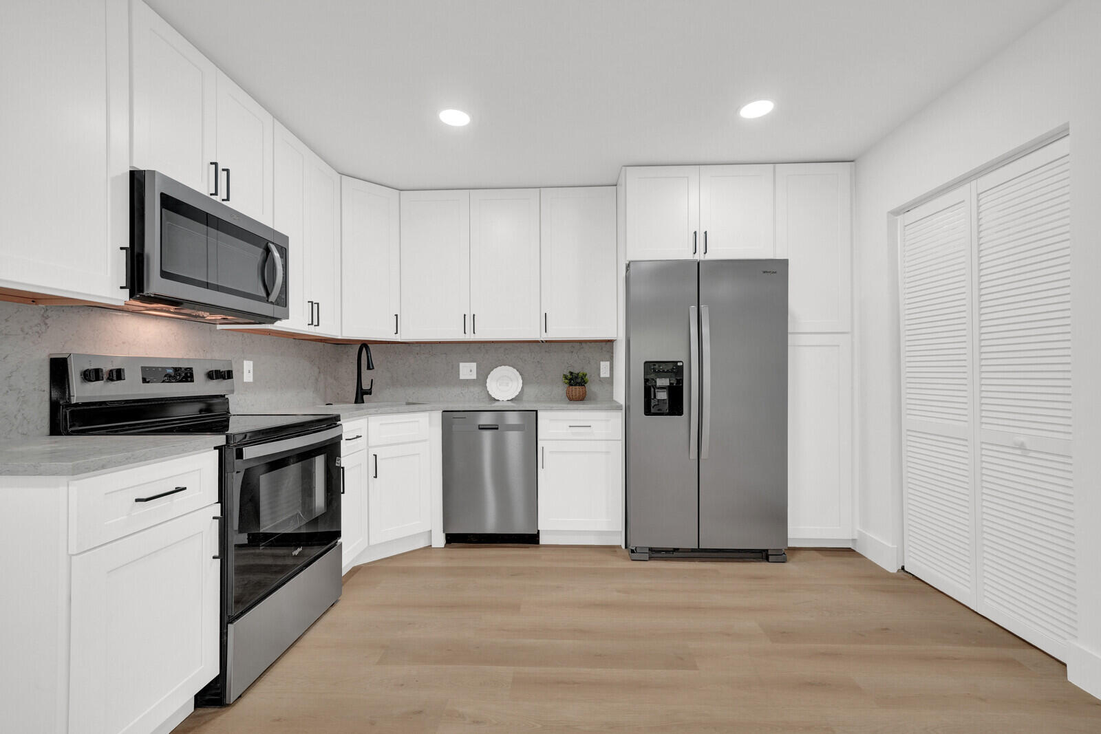 PINE RIDGE III CONDO - Residential