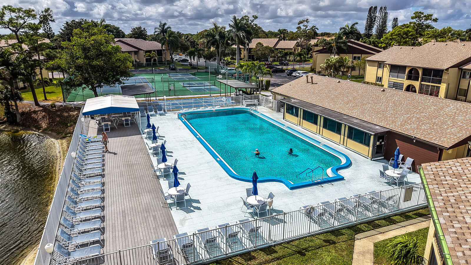 PINE RIDGE III CONDO - Residential