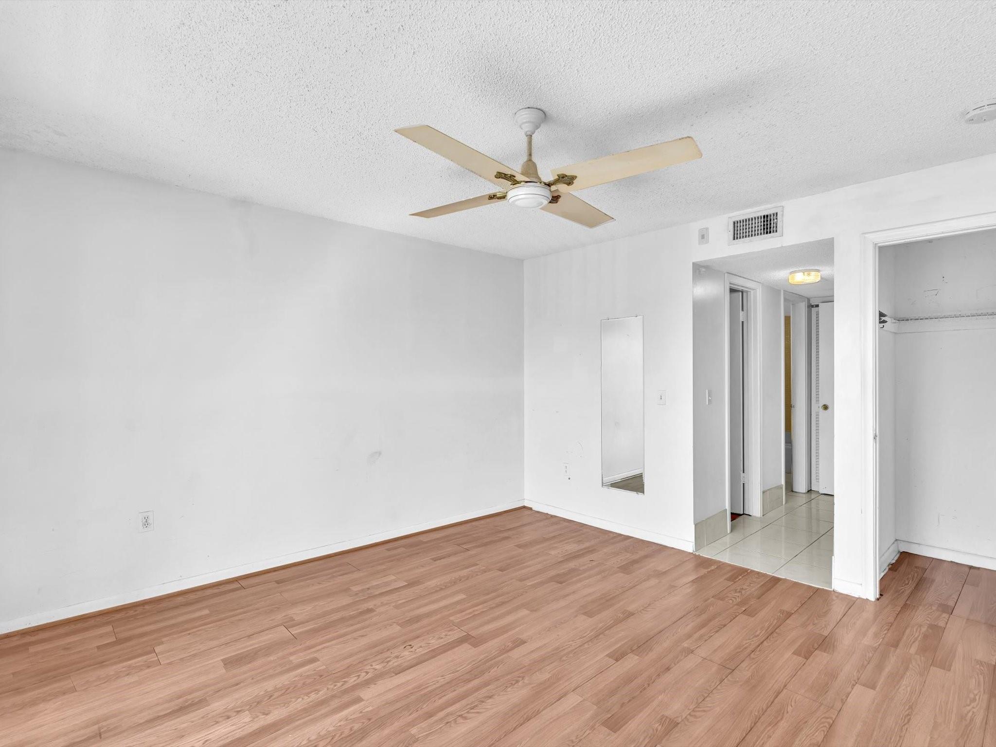 PALM LAKE 1 CONDO - Residential