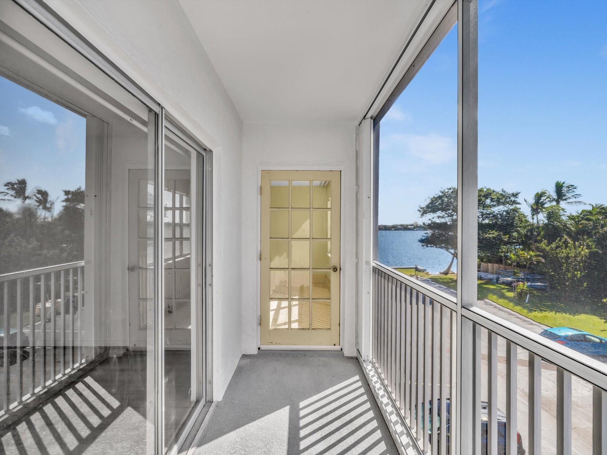 PALM LAKE 1 CONDO - Residential