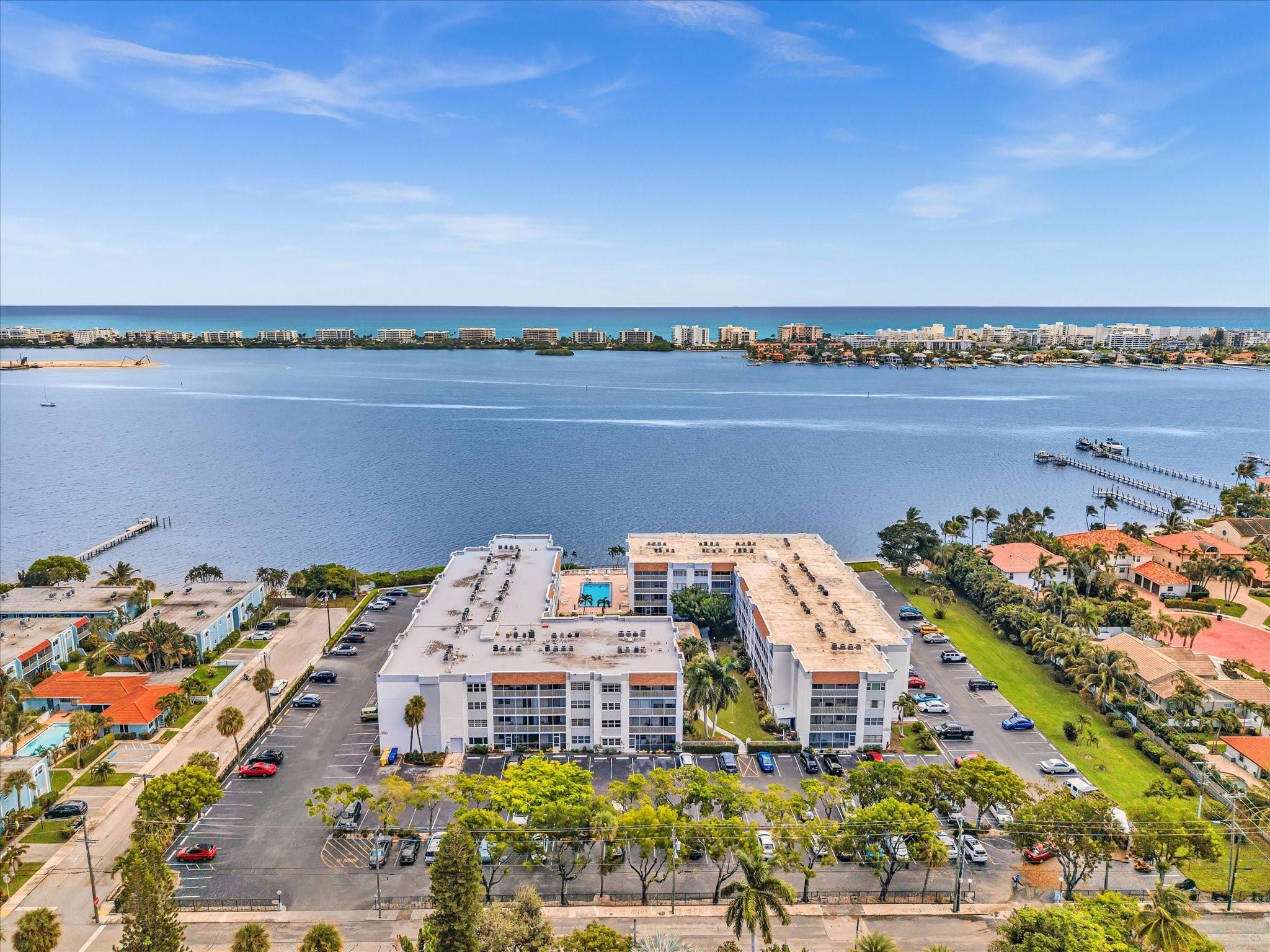 PALM LAKE 1 CONDO - Residential