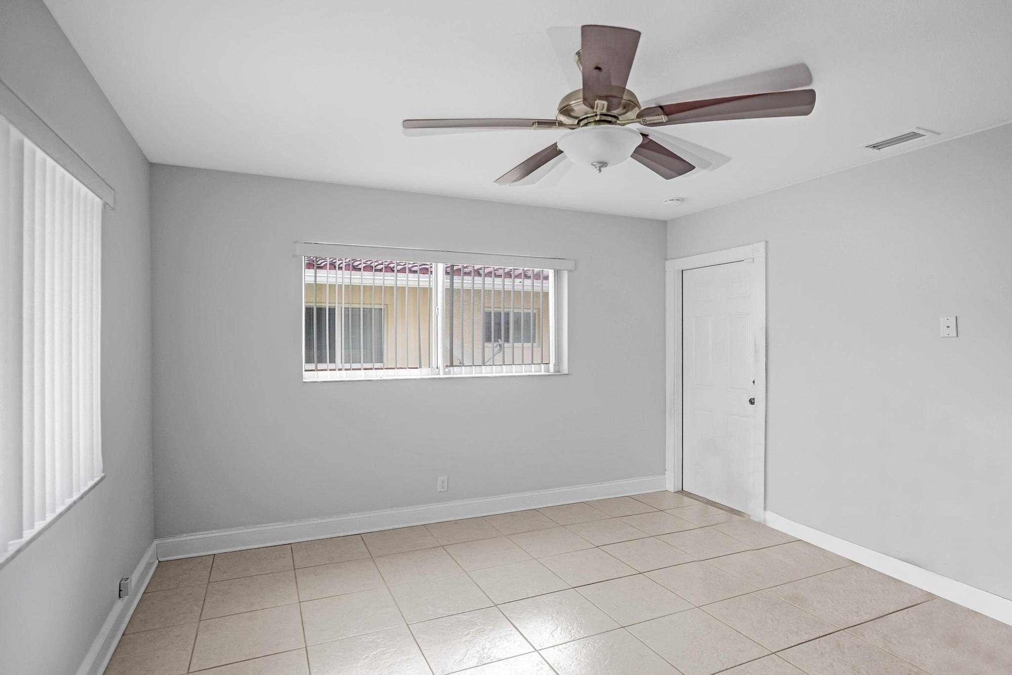 Crystal Lake Villas 64-20 - Residential