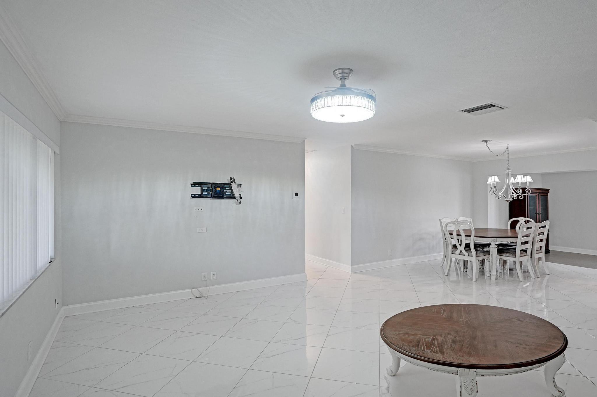 Crystal Lake Villas 64-20 - Residential