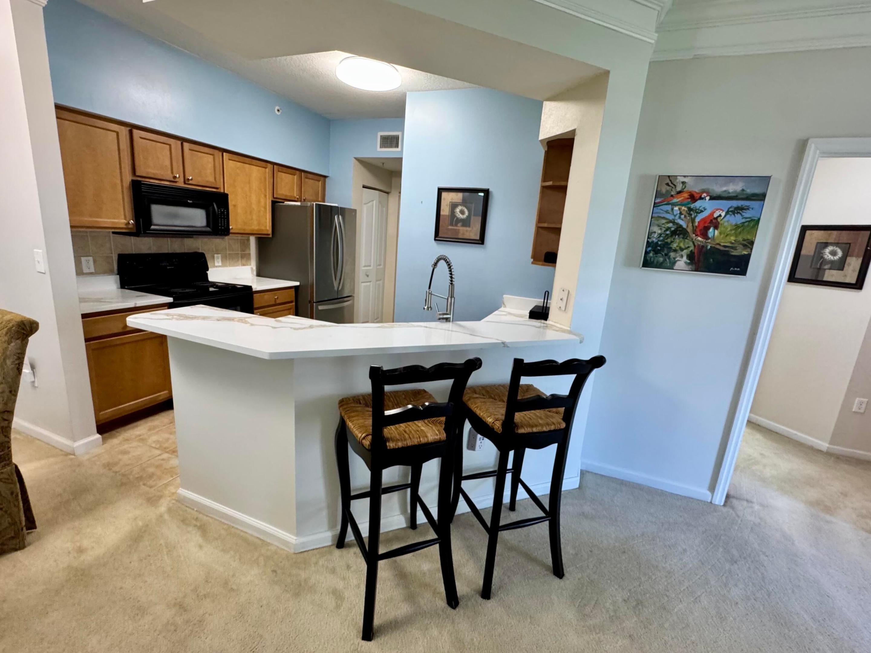 Properties 9857 Baywinds 9210