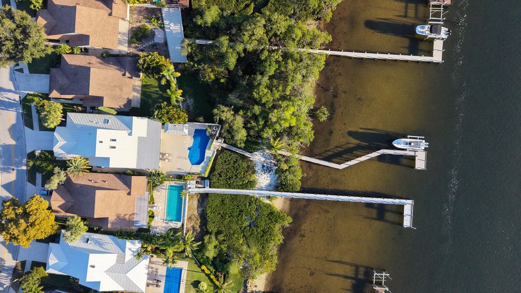 Photo of 352 River Edge Road, Jupiter, FL 33477 (MLS # R11162328)