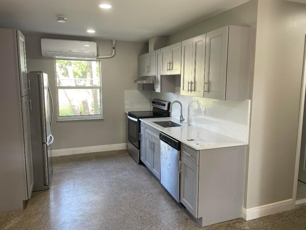 Photo of 521 N 20th St #A, Fort Pierce, FL 34950 (MLS # R10951211)