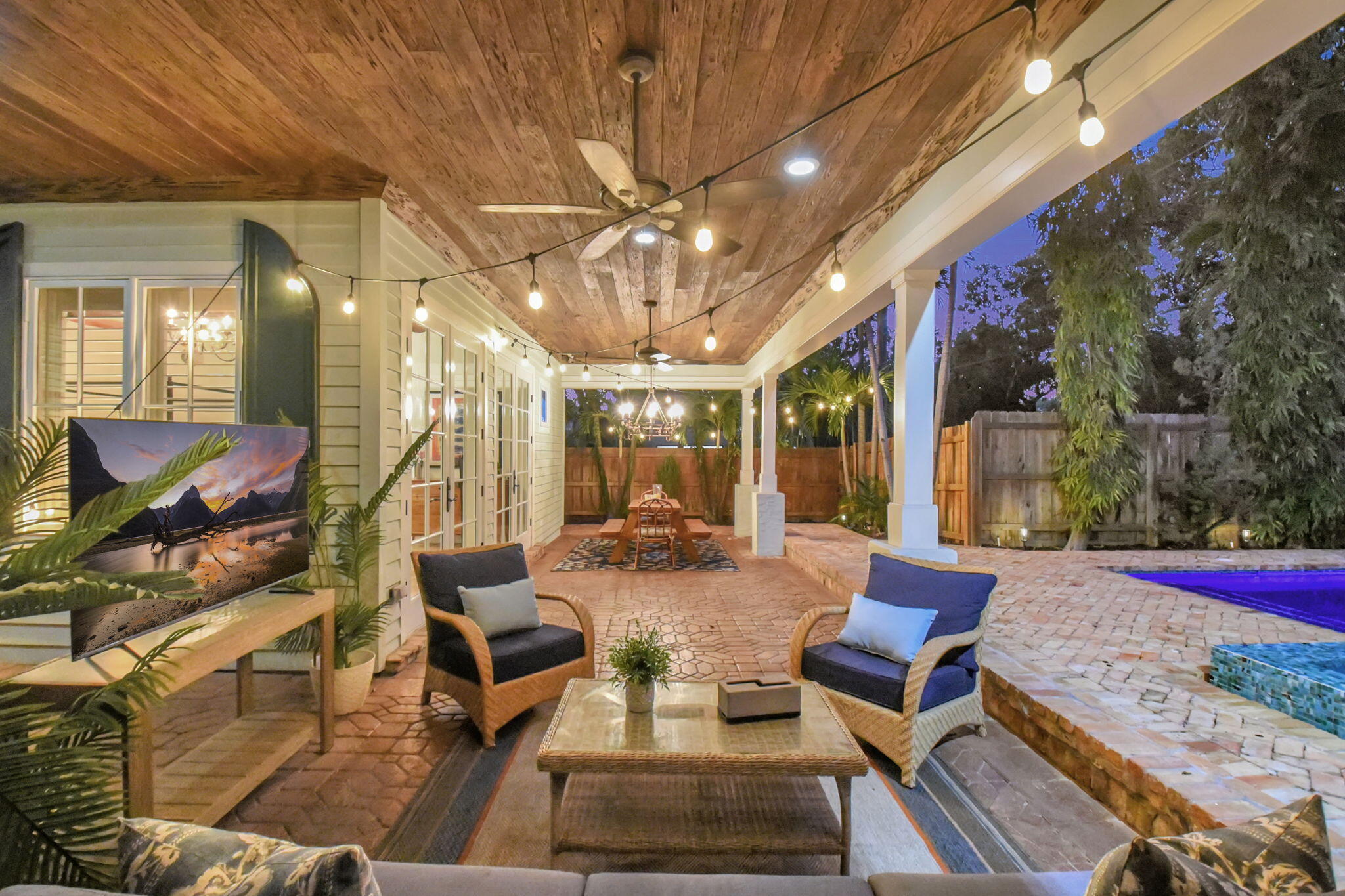 FLAMINGO PARK - Residential