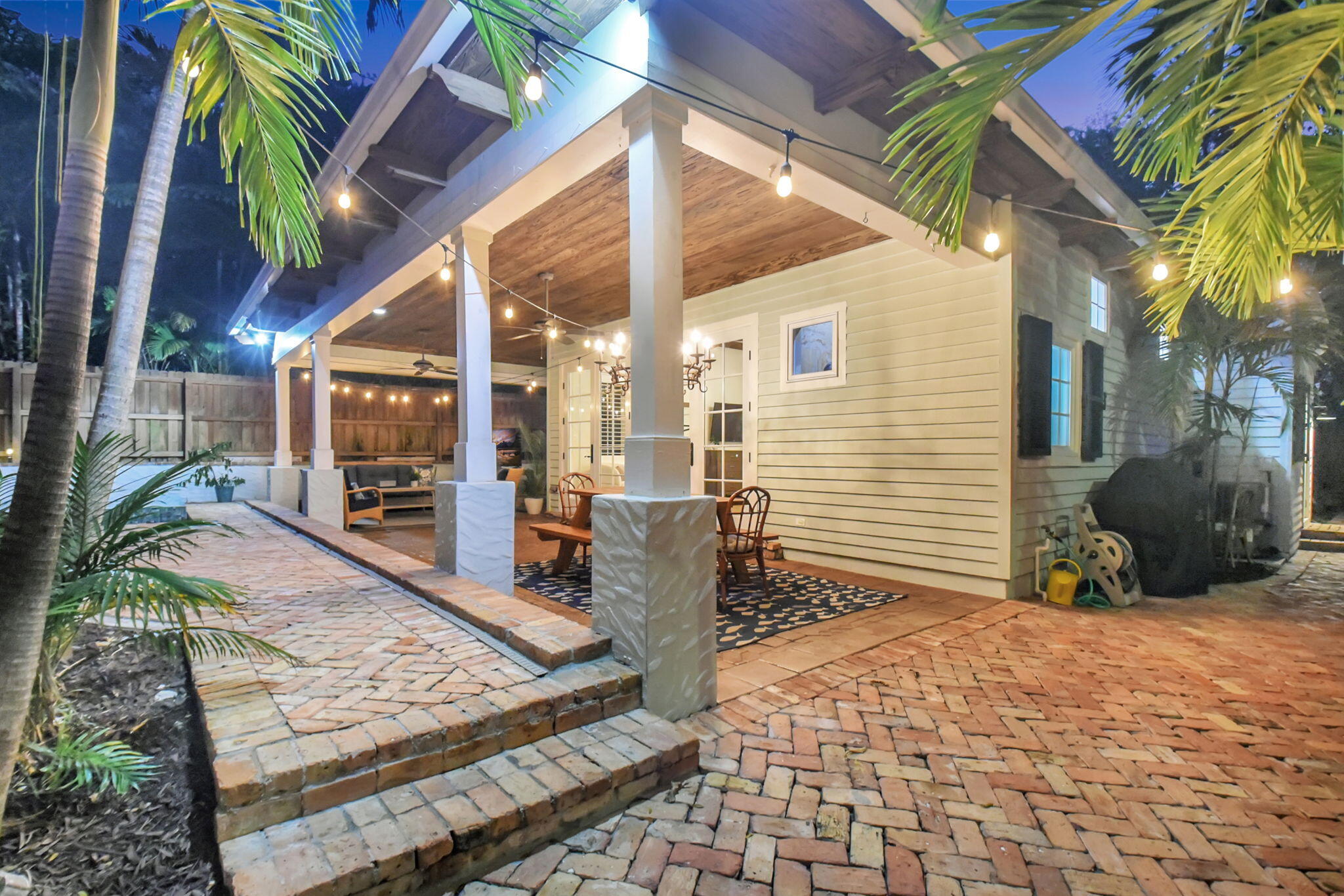 FLAMINGO PARK - Residential