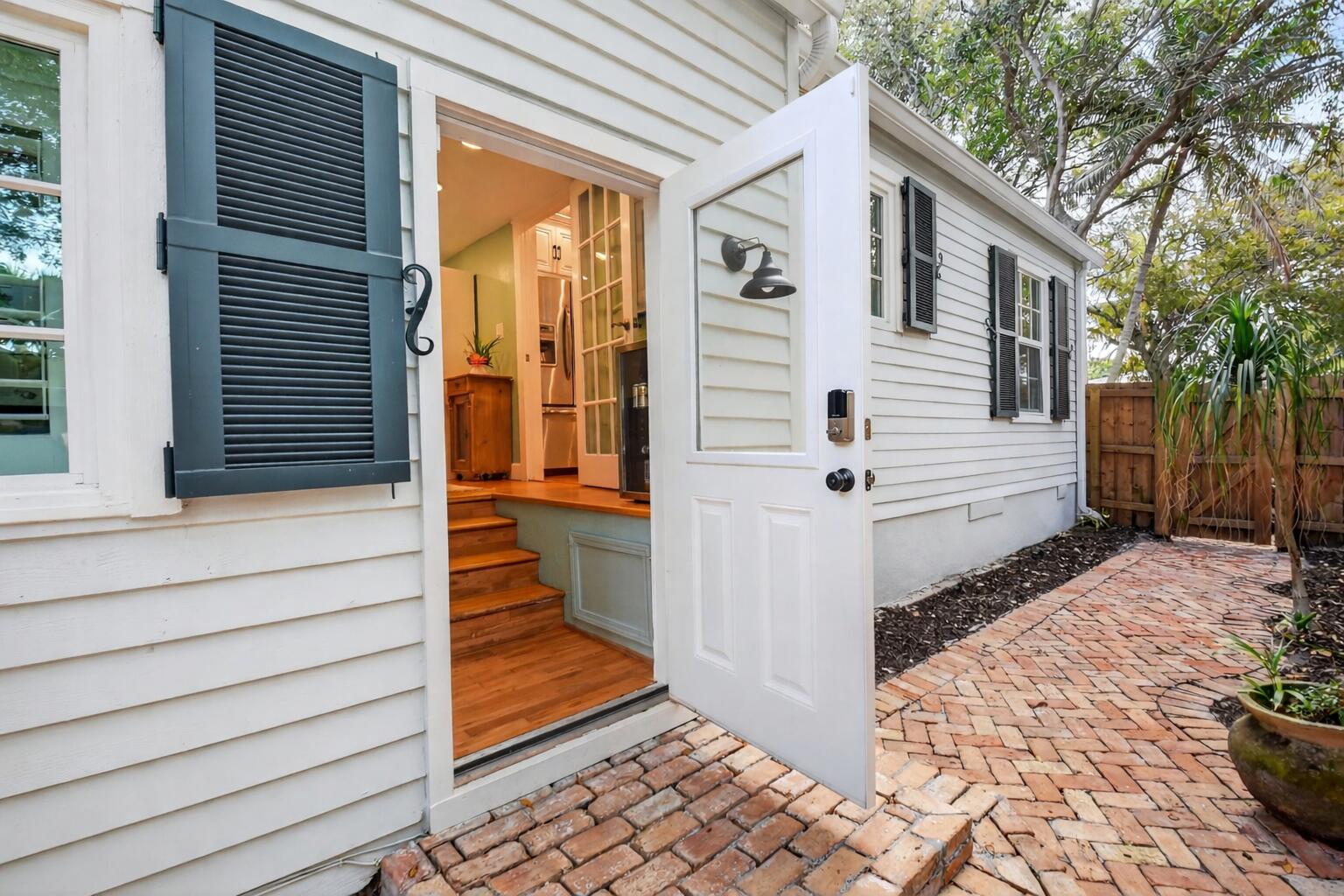 FLAMINGO PARK - Residential