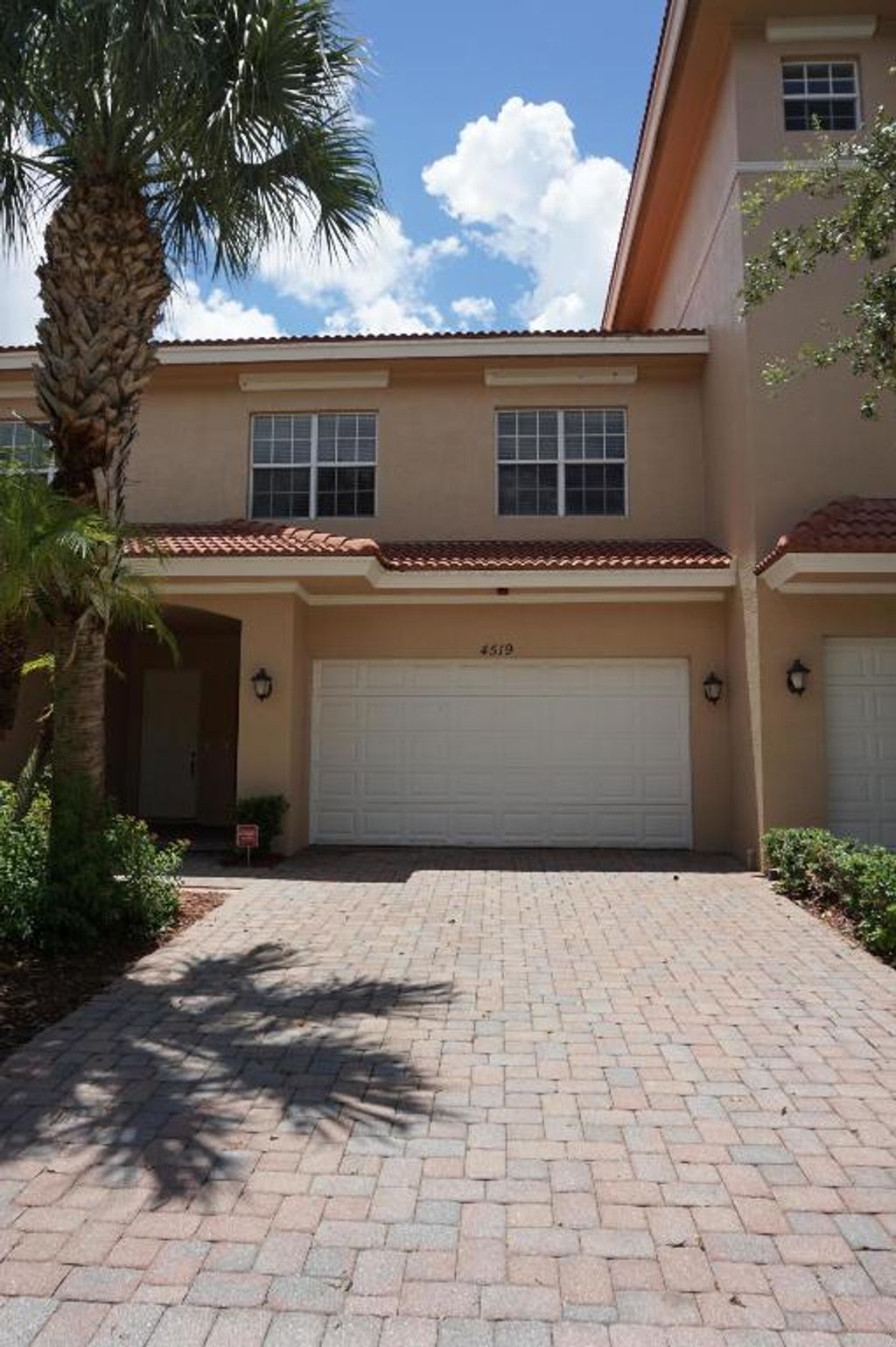 Photo of 4519 Artesa Way S, Palm Beach Gardens, FL 33418 (MLS # R11038950)