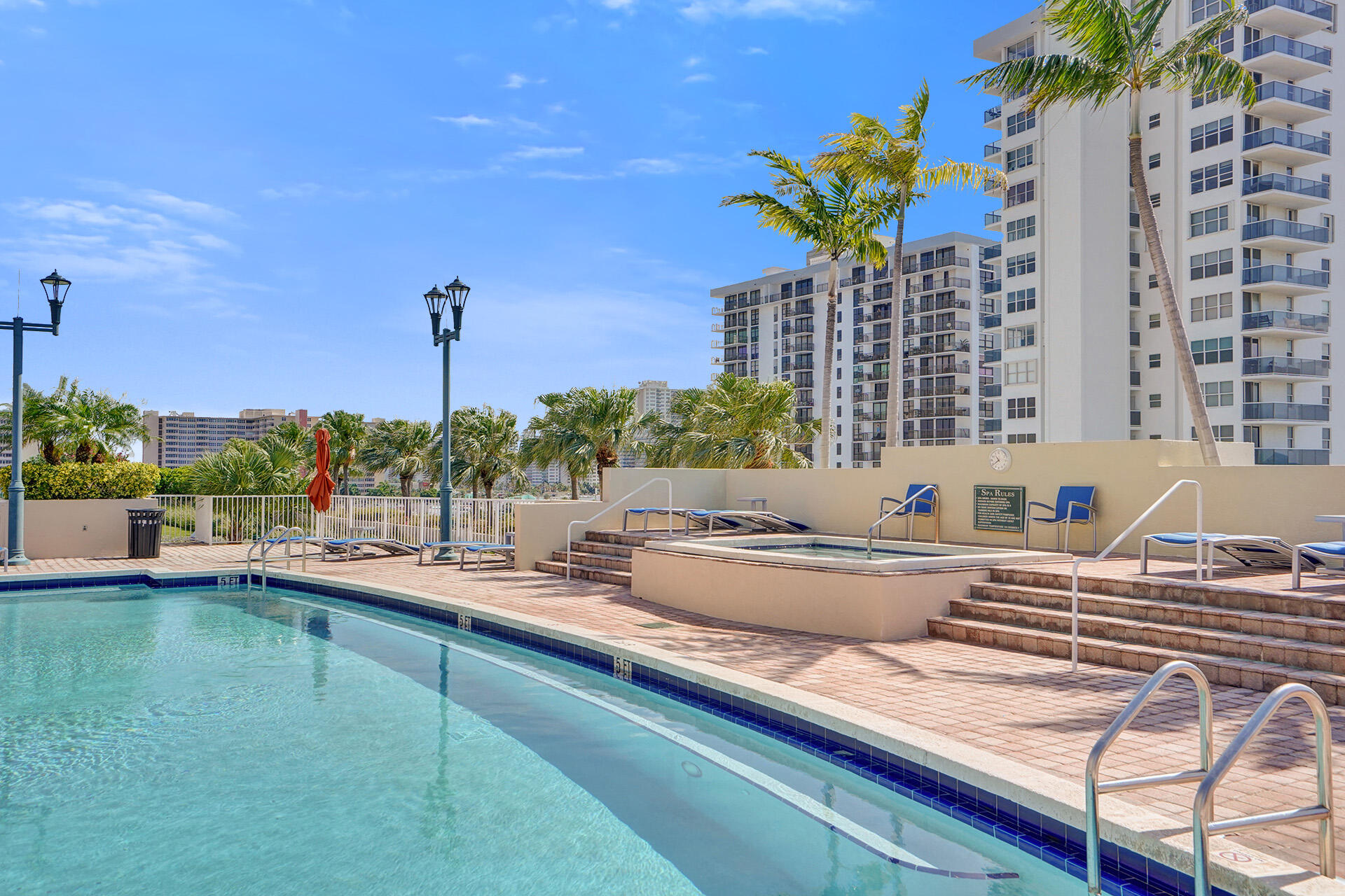 TIDES AT BRIDGESIDE SQUARE - Residential